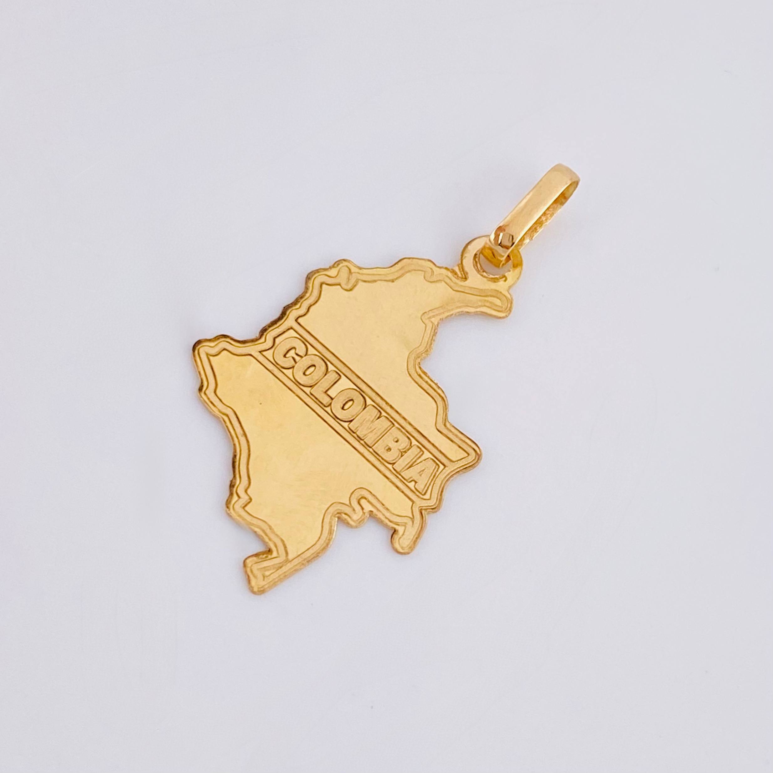 Colombia Map Pendant 1gr / 1 1/4 in / 18K Yellow Gold *