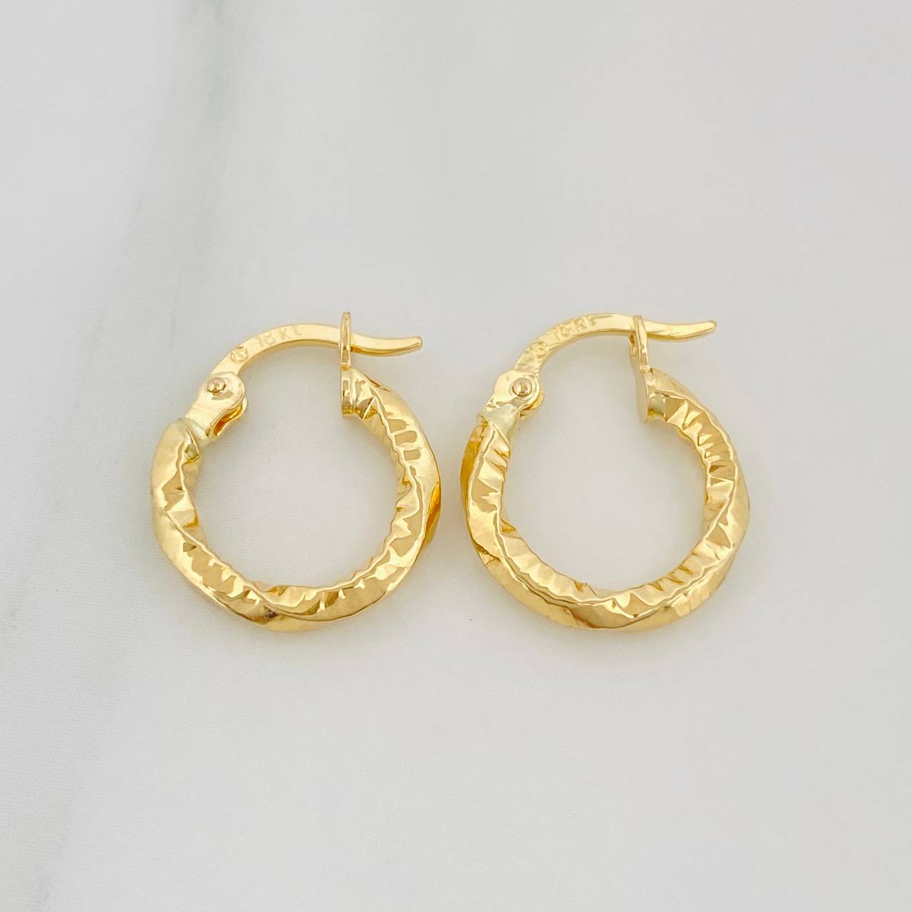 Candongas Asby 1.15 g / 1/2 in Oro Amarillo 18K