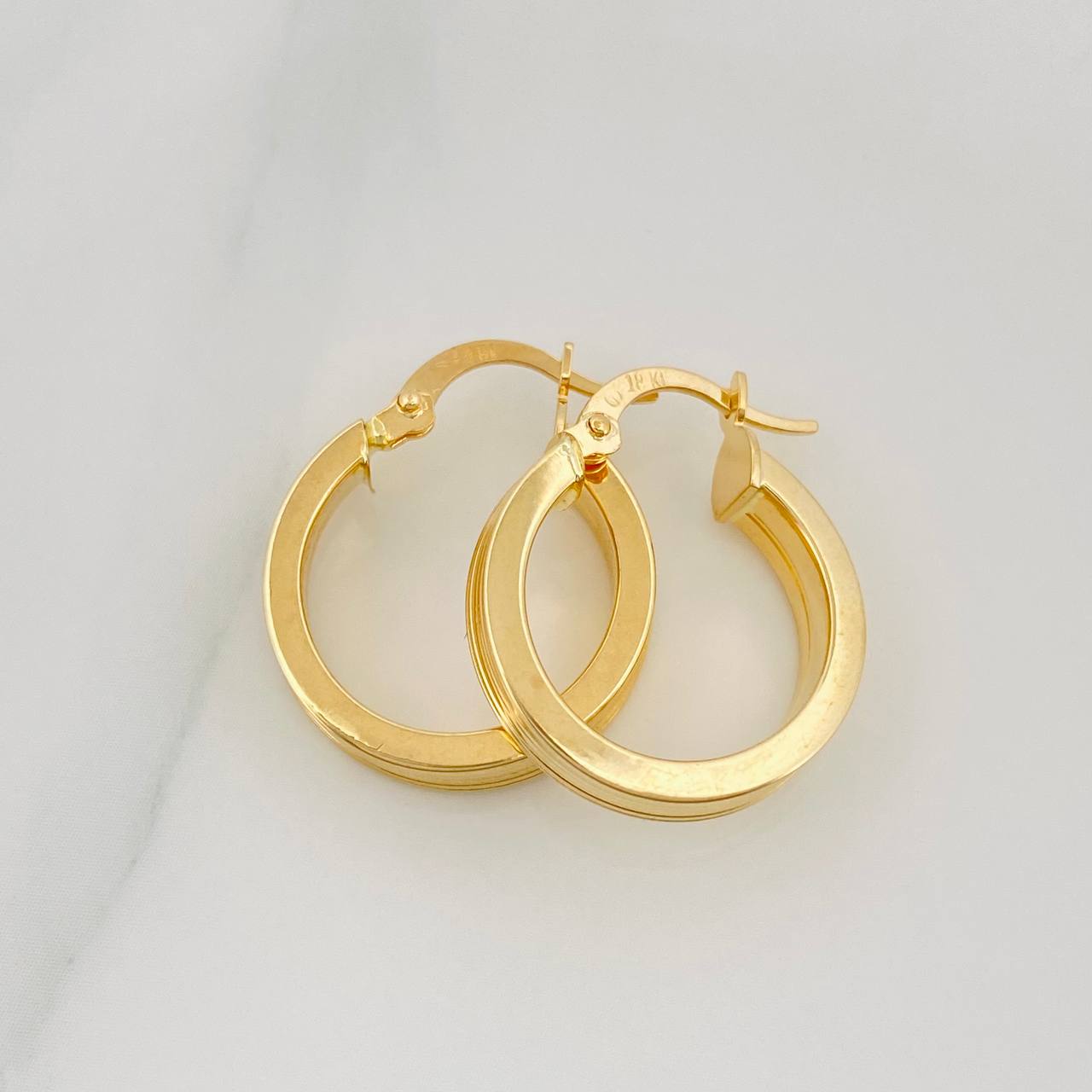 Candongas Fabi Rayadas 2.85 g / 3/4 in Oro Amarillo 18K