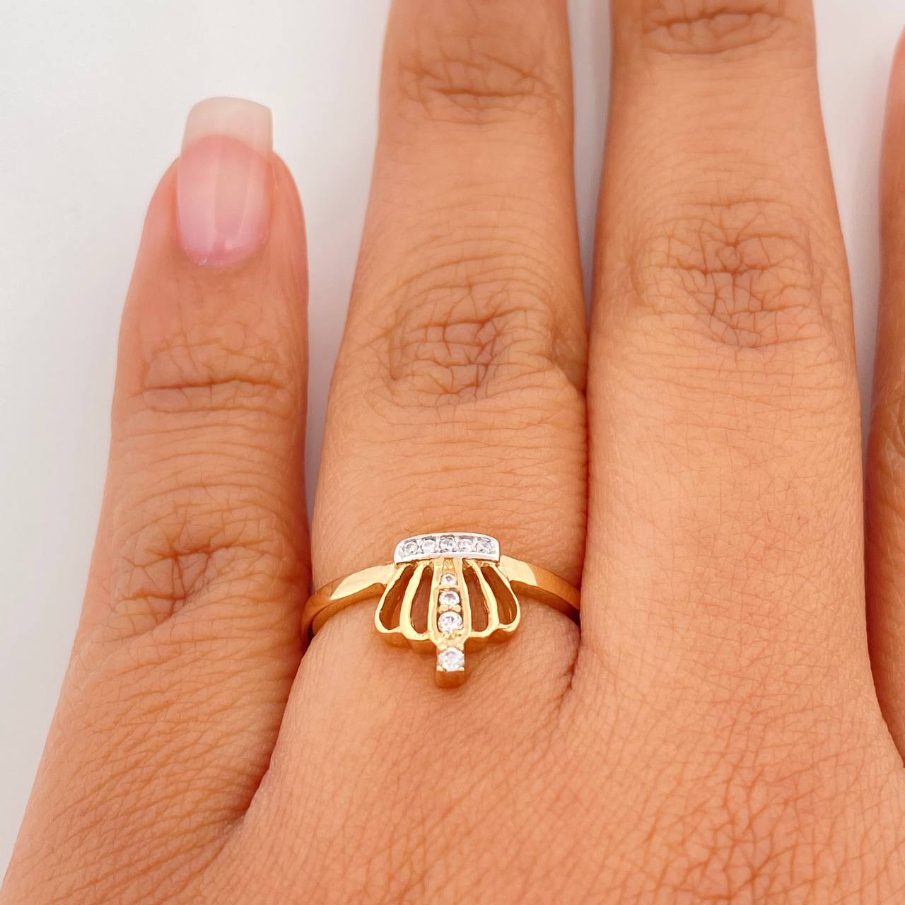 Anillo Corona 2 g / T5 3/4 Oro Amarillo 18K