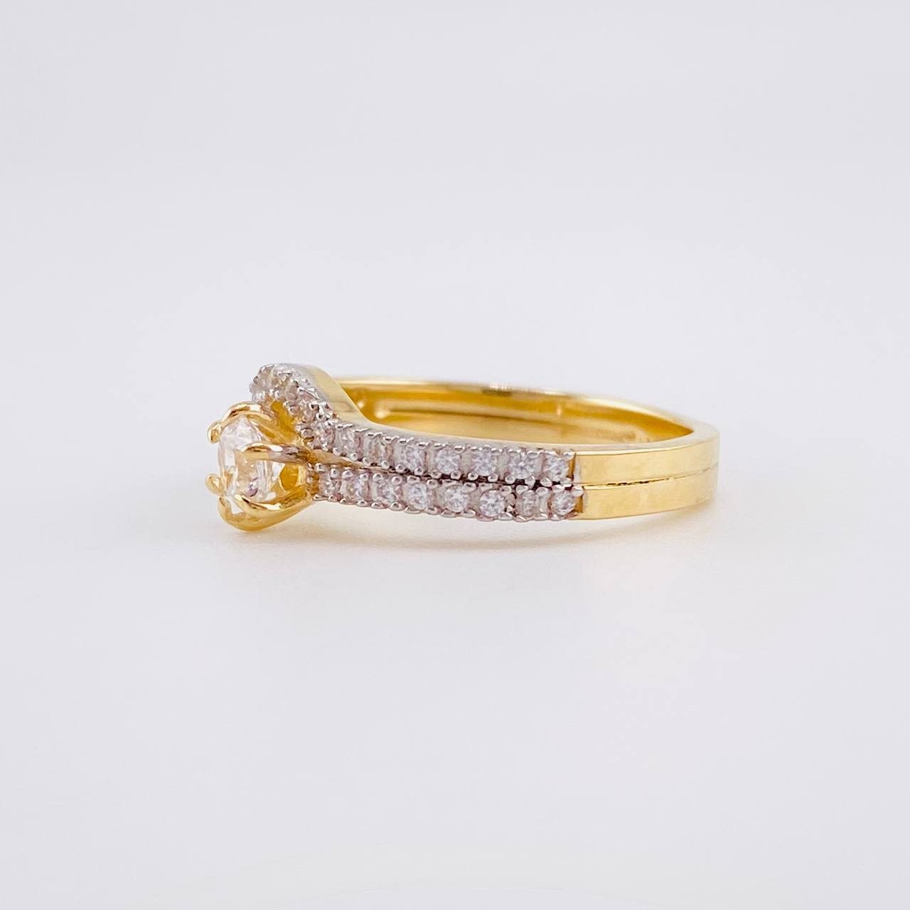Double Rail Curved Solitaire Ring 3.5g / Size 8 1/2 Yellow Gold 18K