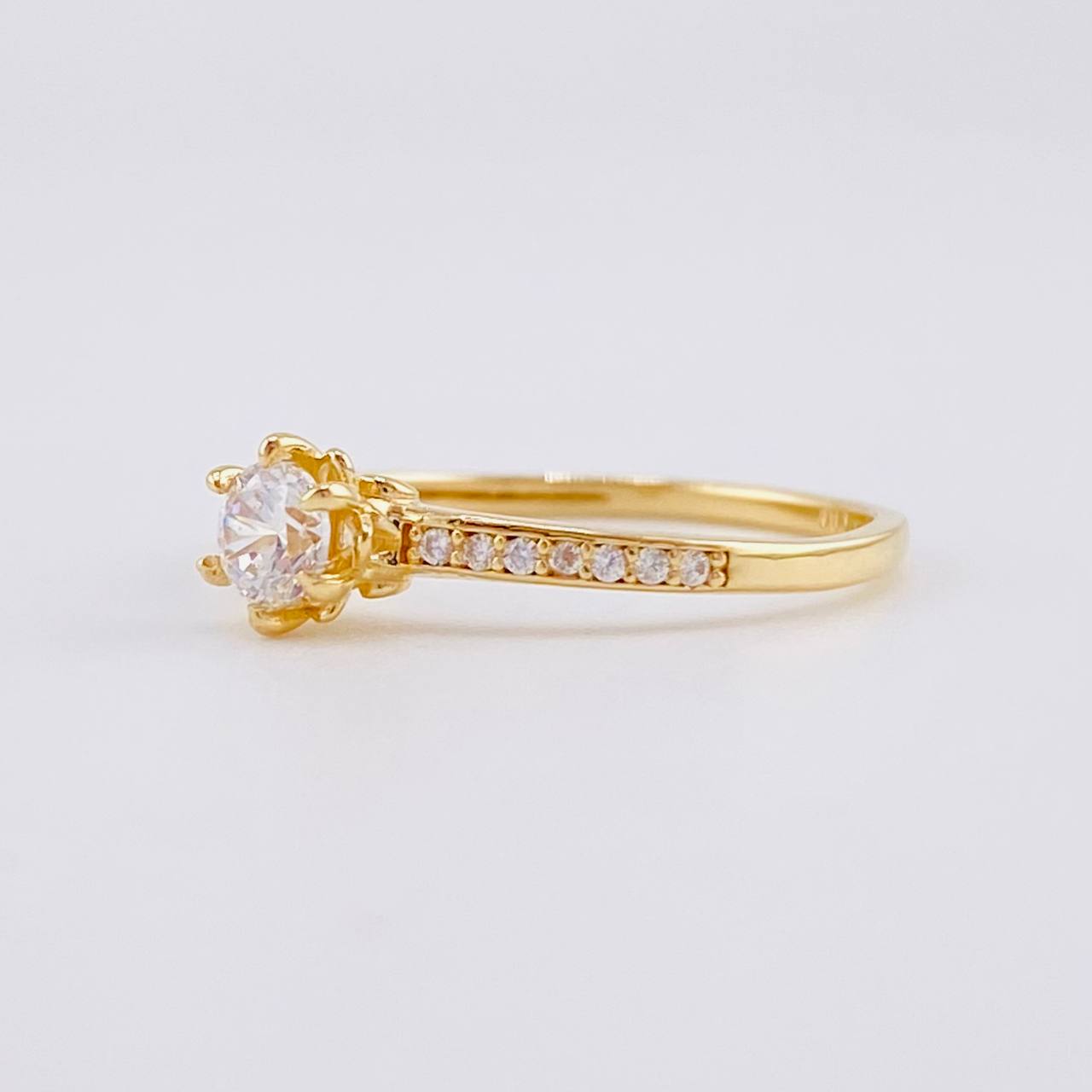 Solitaire Ring Six Prong 1.7g / T6 3/4 Yellow Gold 18K