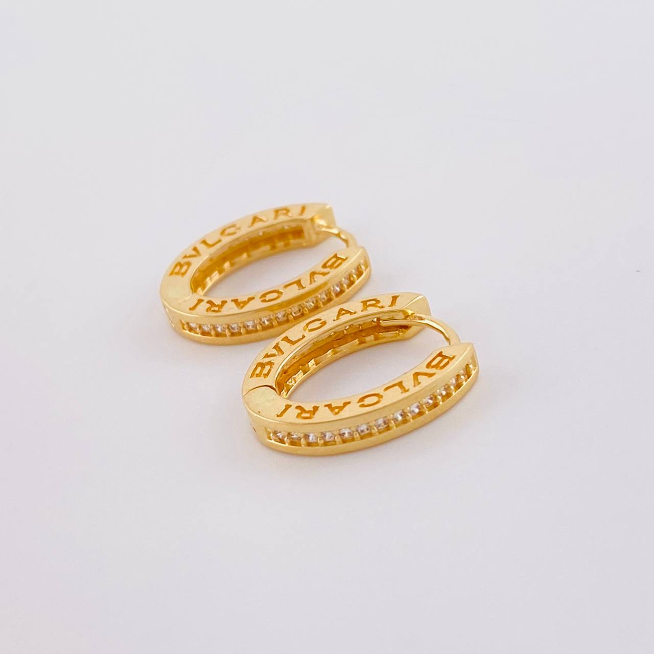 Hoop Earrings Carril Bv Oval Dense 4.4g / 1/2 in 18K Yellow Gold