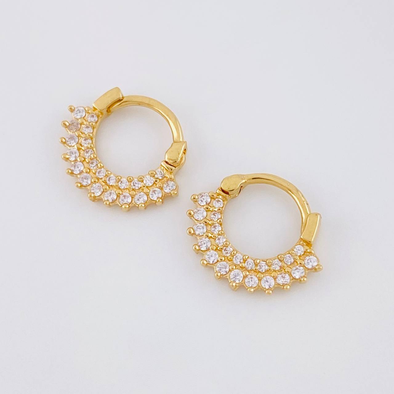 Hoop Earrings Thick Hoop 1.65g / 1/2 in 18K Yellow Gold