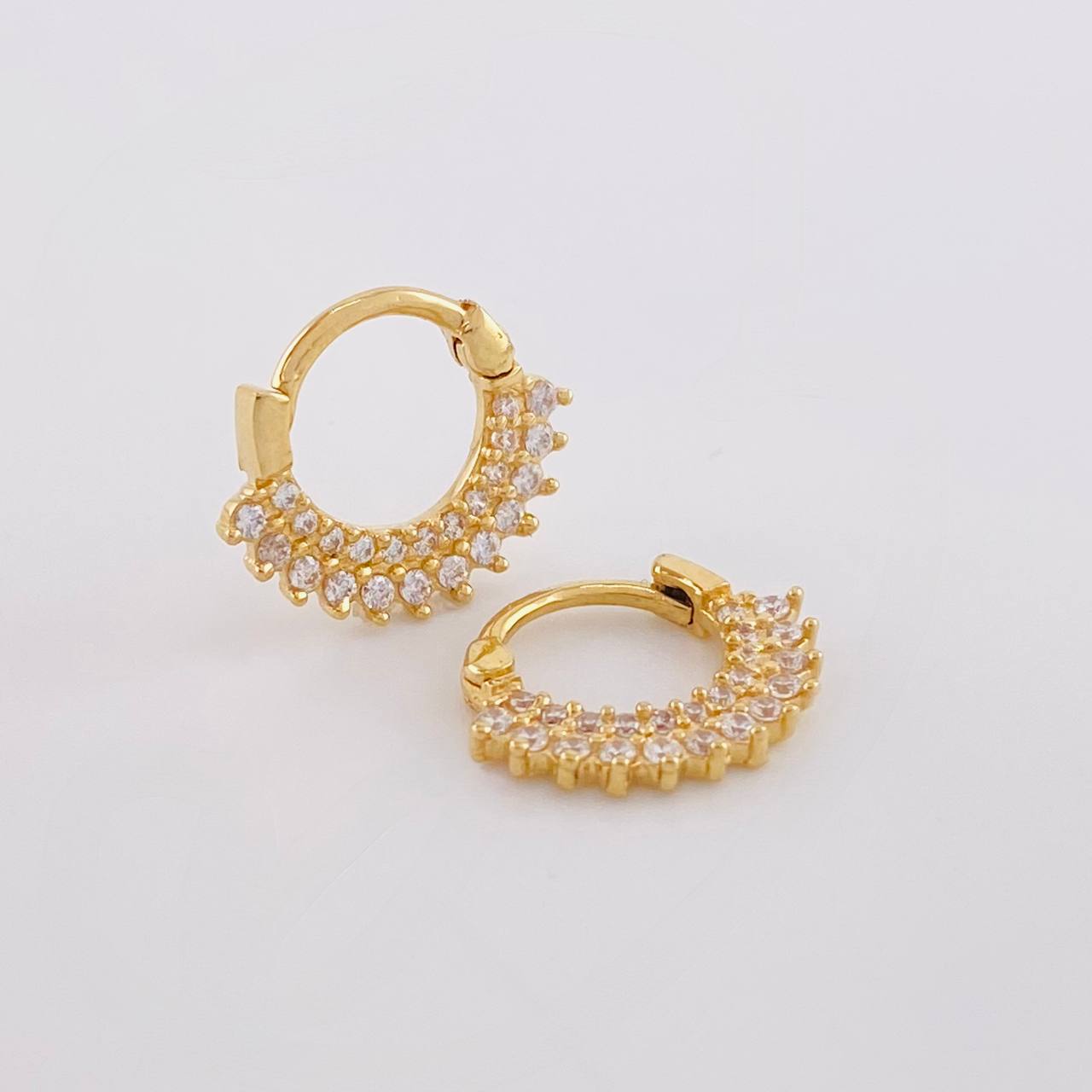 Hoop Earrings Thick Hoop 1.65g / 1/2 in 18K Yellow Gold