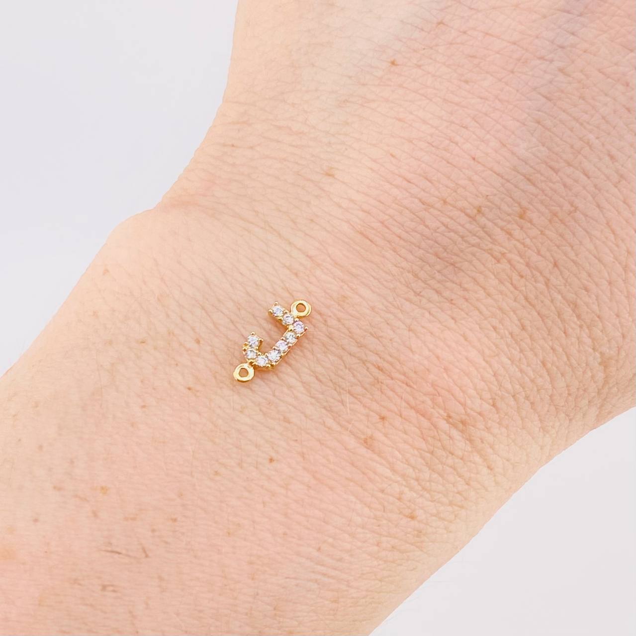 Herraje Letra J Tupida 0.4g / 1/2 in Oro Amarillo 18K
