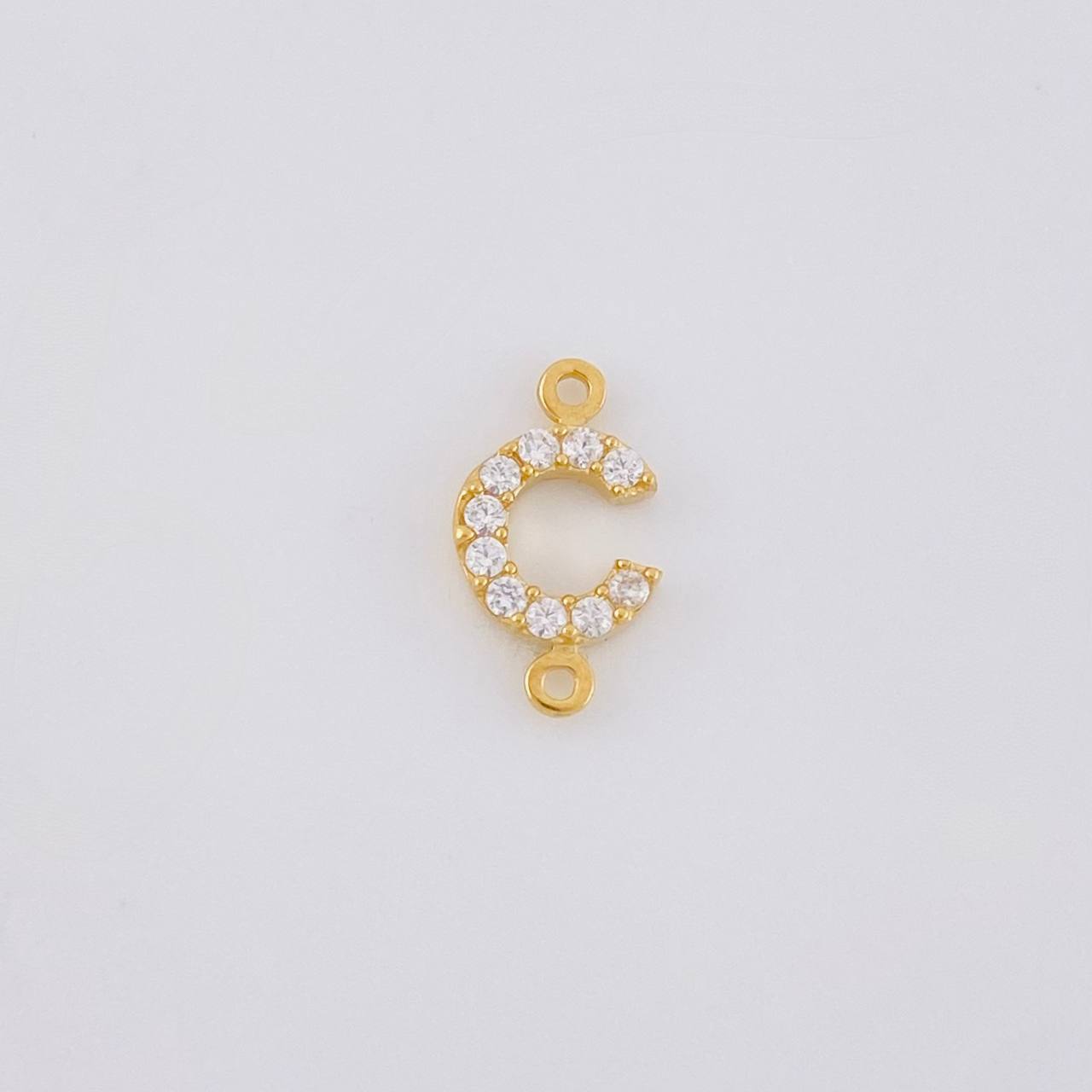 Charm Letter C Dense 0.45g / 1/2 in 18K Yellow Gold