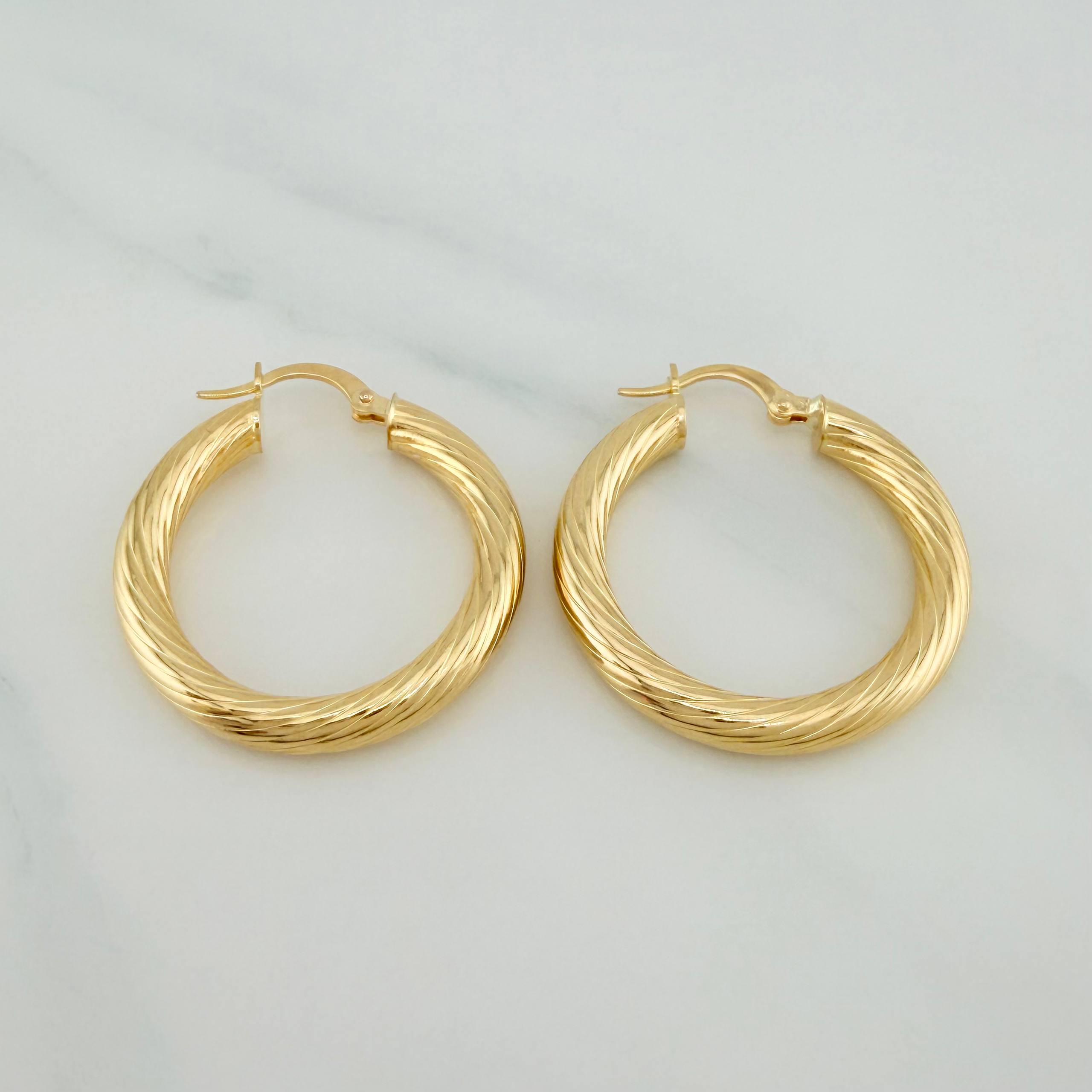 Candongas Sofi 4.2 g / 1 1/4 in Oro Amarillo 18K