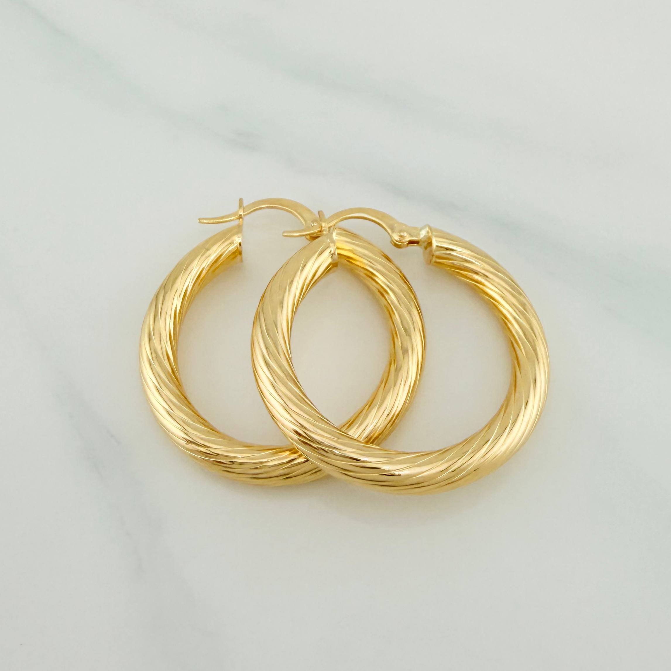 Candongas Sofi 4.2 g / 1 1/4 in Oro Amarillo 18K