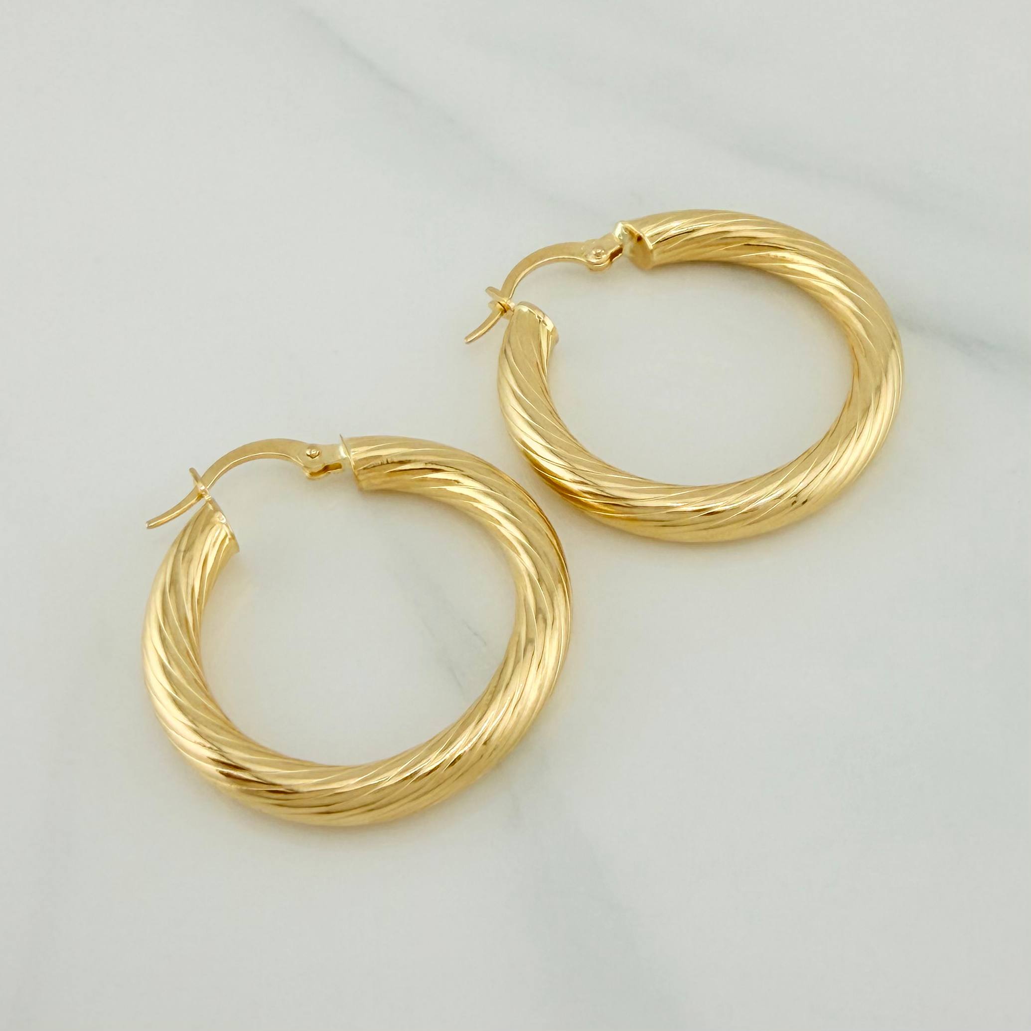 Candongas Sofi 4.2 g / 1 1/4 in Oro Amarillo 18K