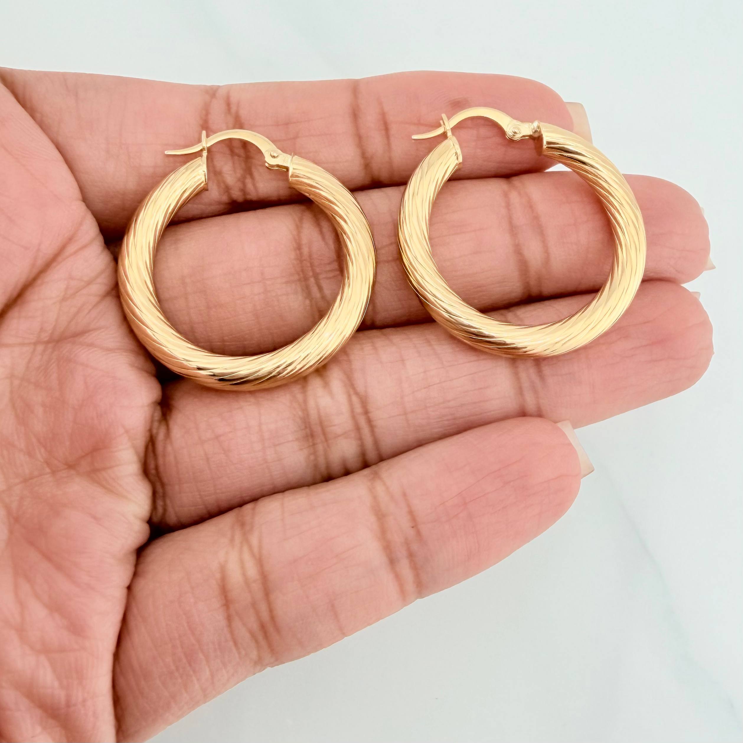 Candongas Sofi 4.2 g / 1 1/4 in Oro Amarillo 18K