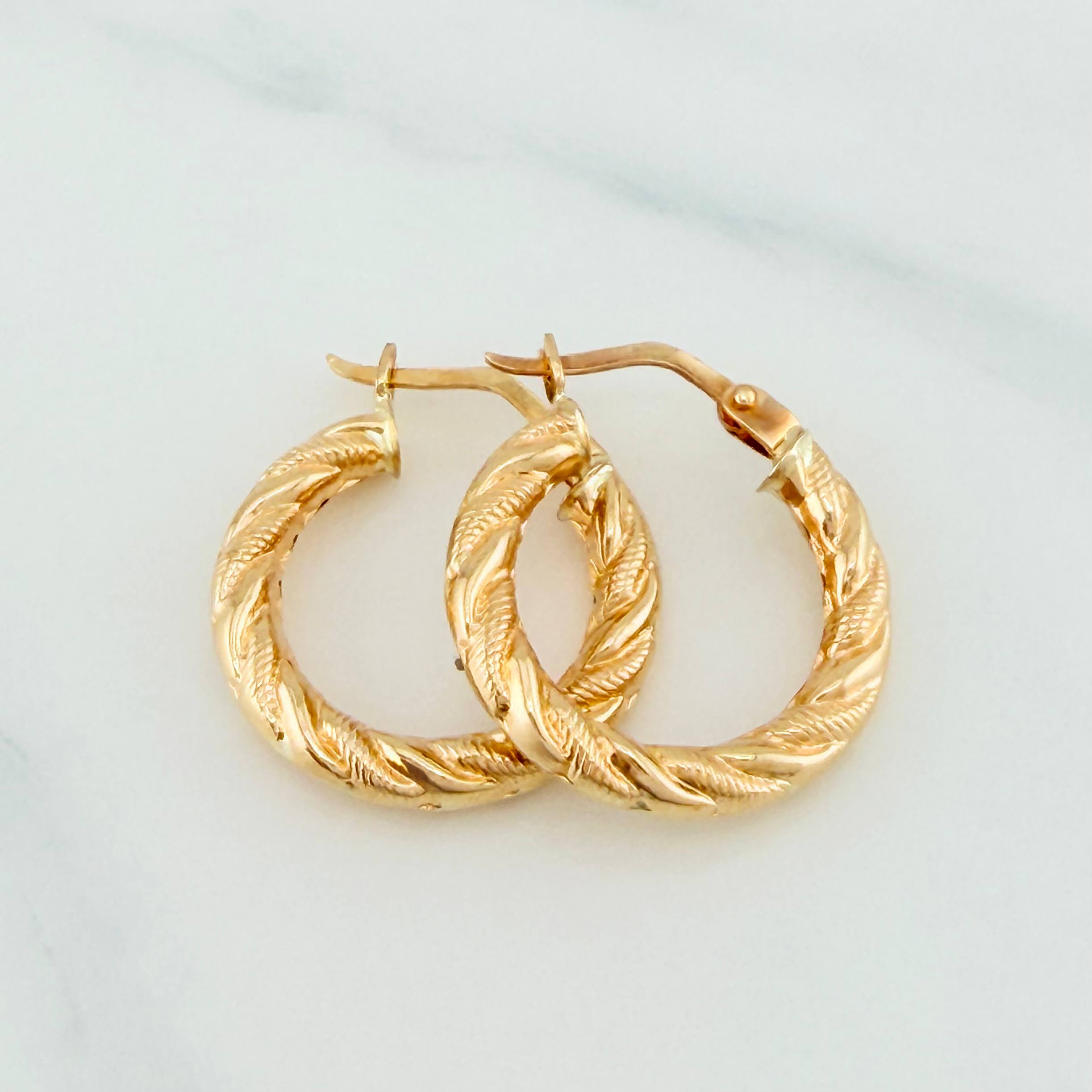 Candongas Mafe 1.9 g / 3/4 in Oro Amarillo 18K