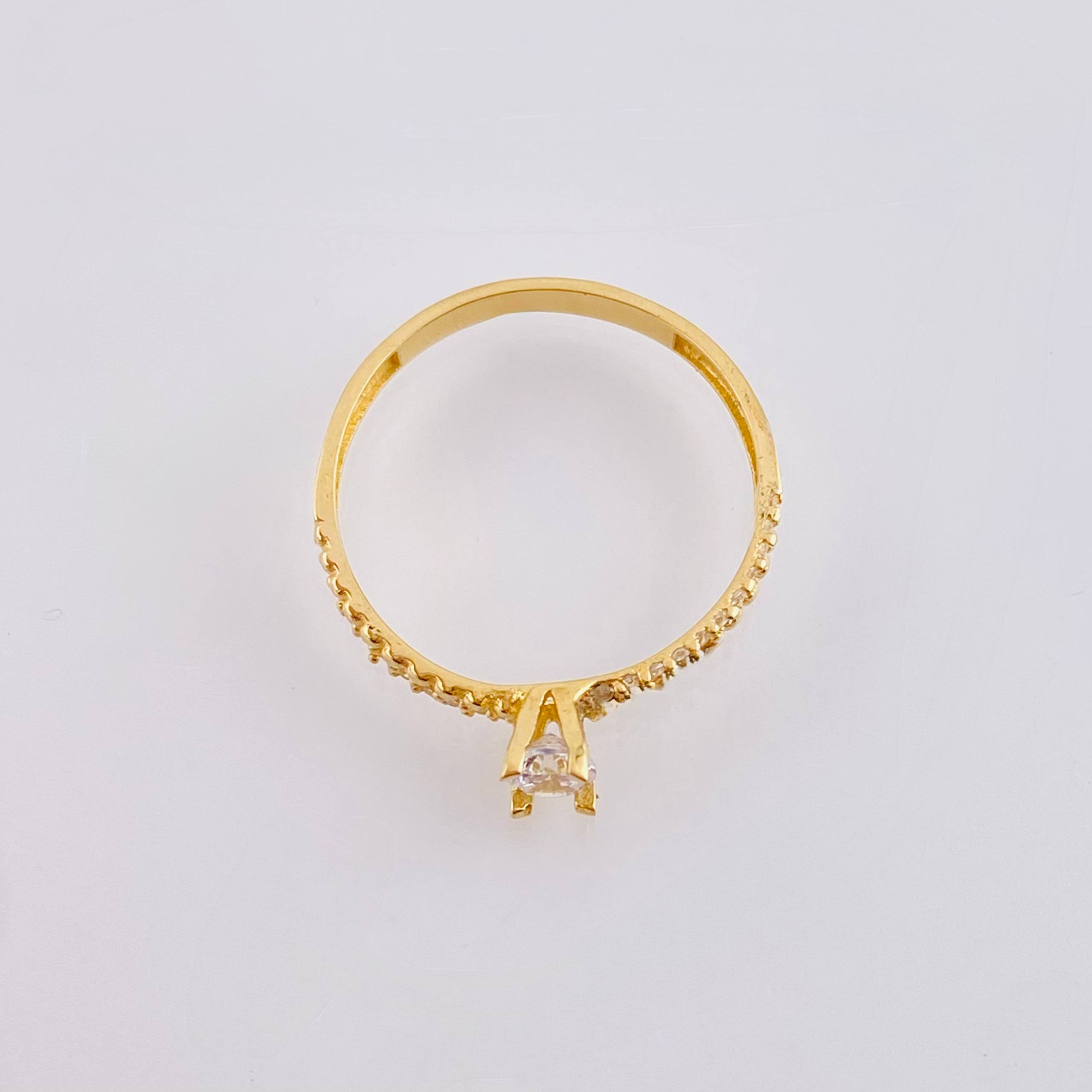 Anillo Solitario Carril Tupido 1.8gr / T8 1/4 / Oro Amarillo 18K *