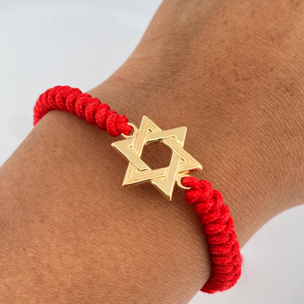Red Woven Bracelet Star of David 1.1gr / 18K Gold