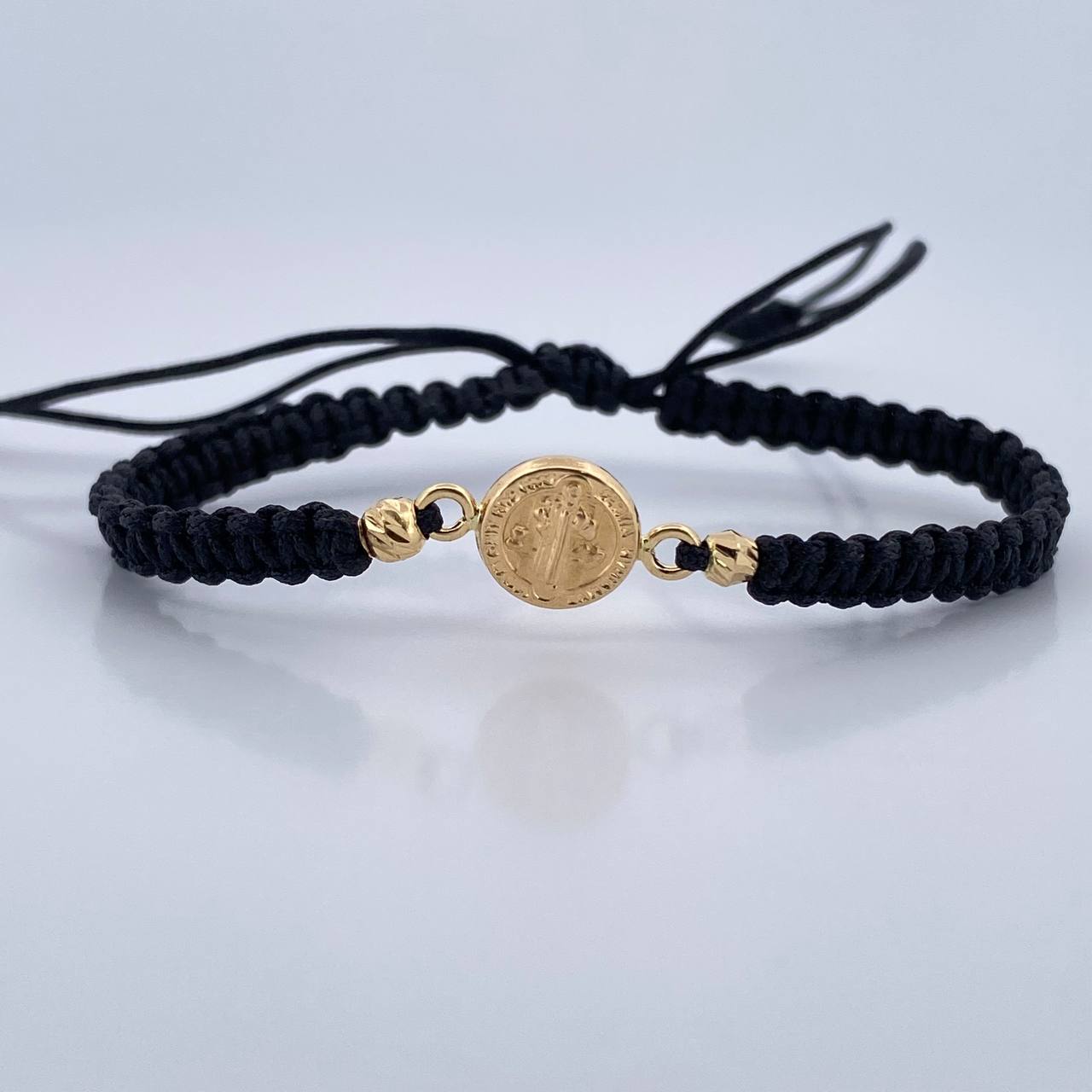 Black Woven San Benito Bracelet 0.6gr / 0.2in / 18K Gold