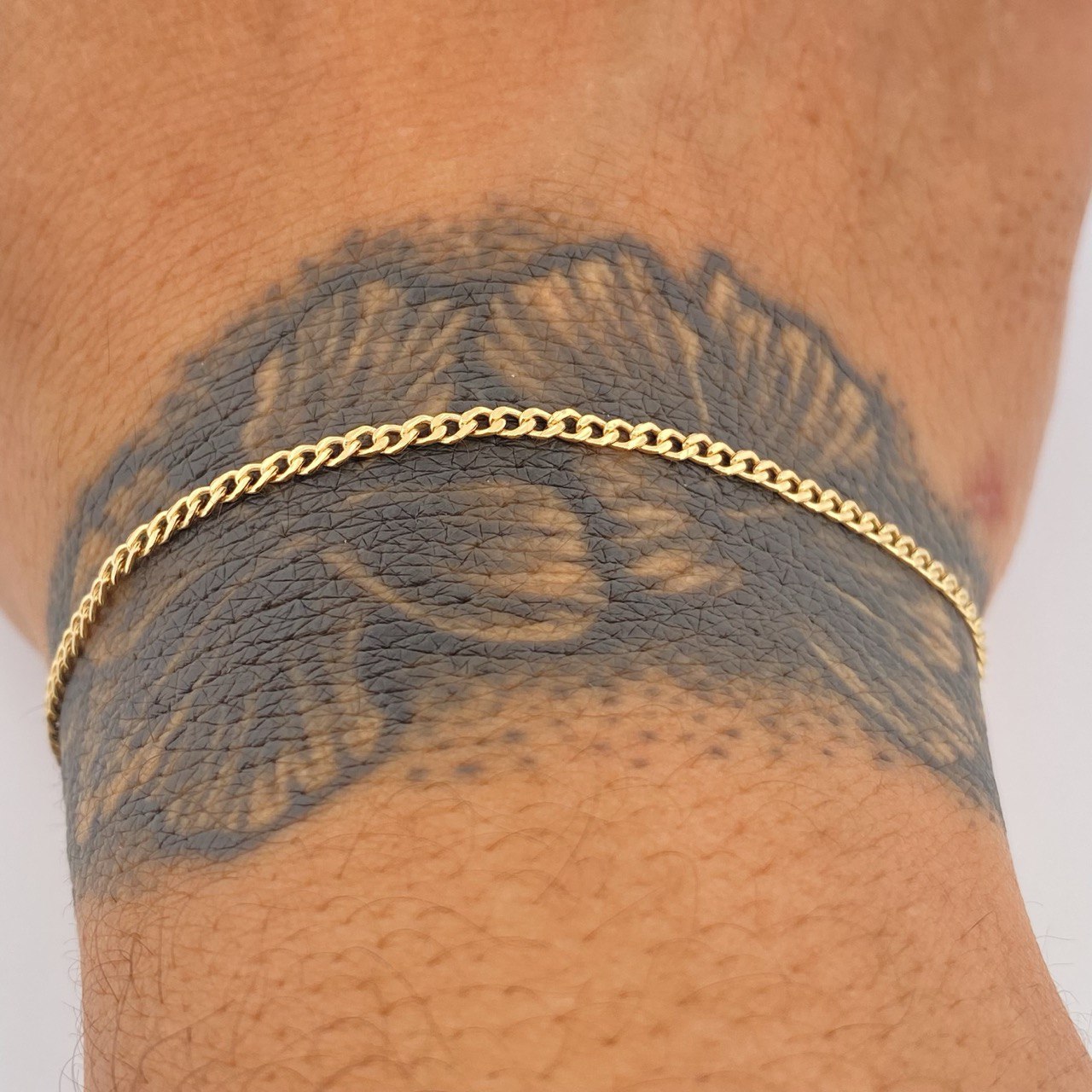 Cuban Links Bracelet 0.75gr / 7.3in / 18K Gold +1$