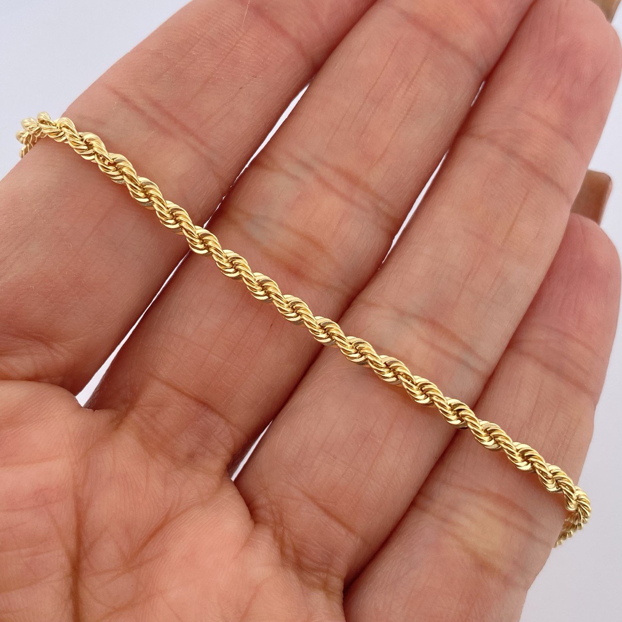 Rope Bracelet 1.75gr / 7.5in / 18K Gold +3 $