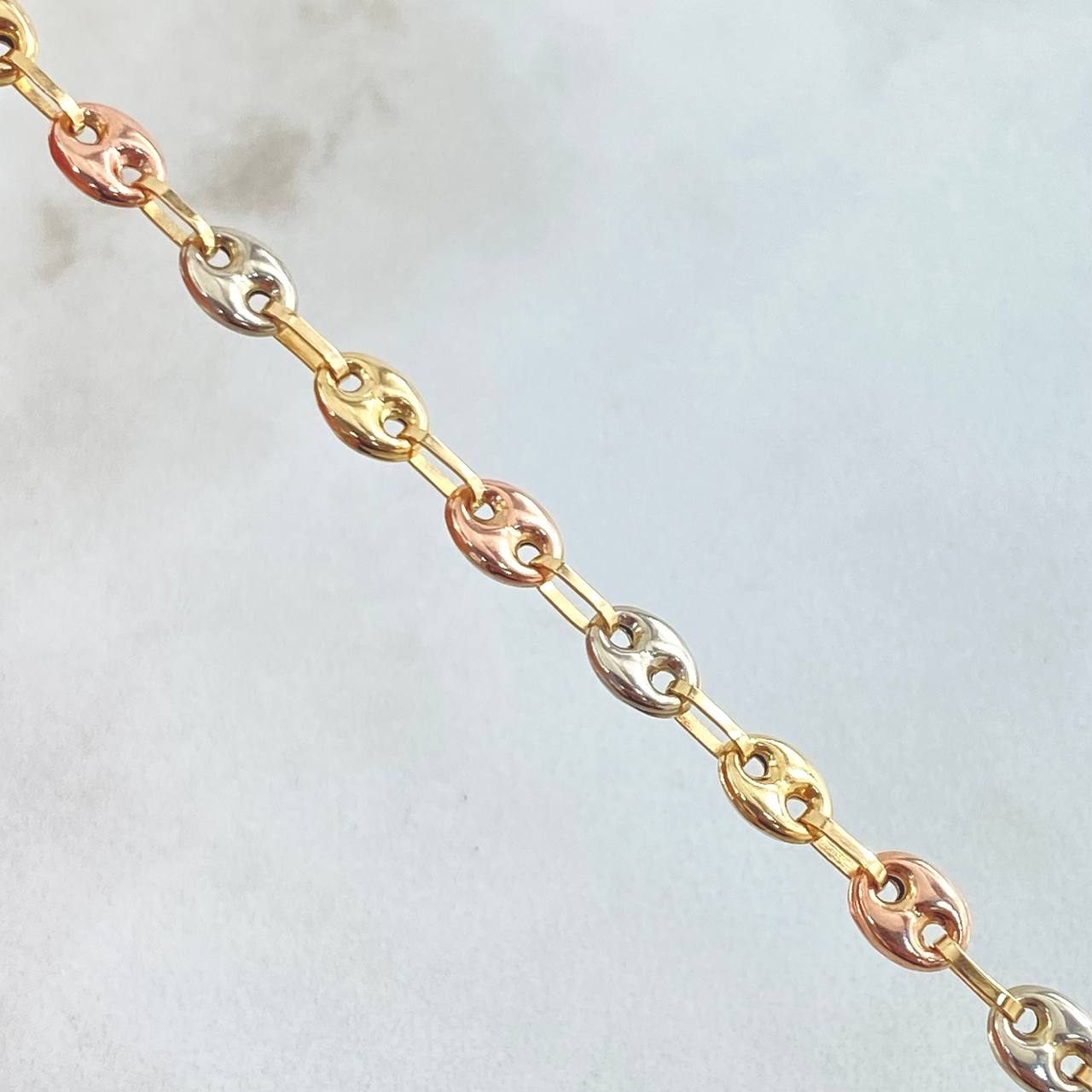 GC Chain 7.1gr / 17.7in / Three 18K Golds