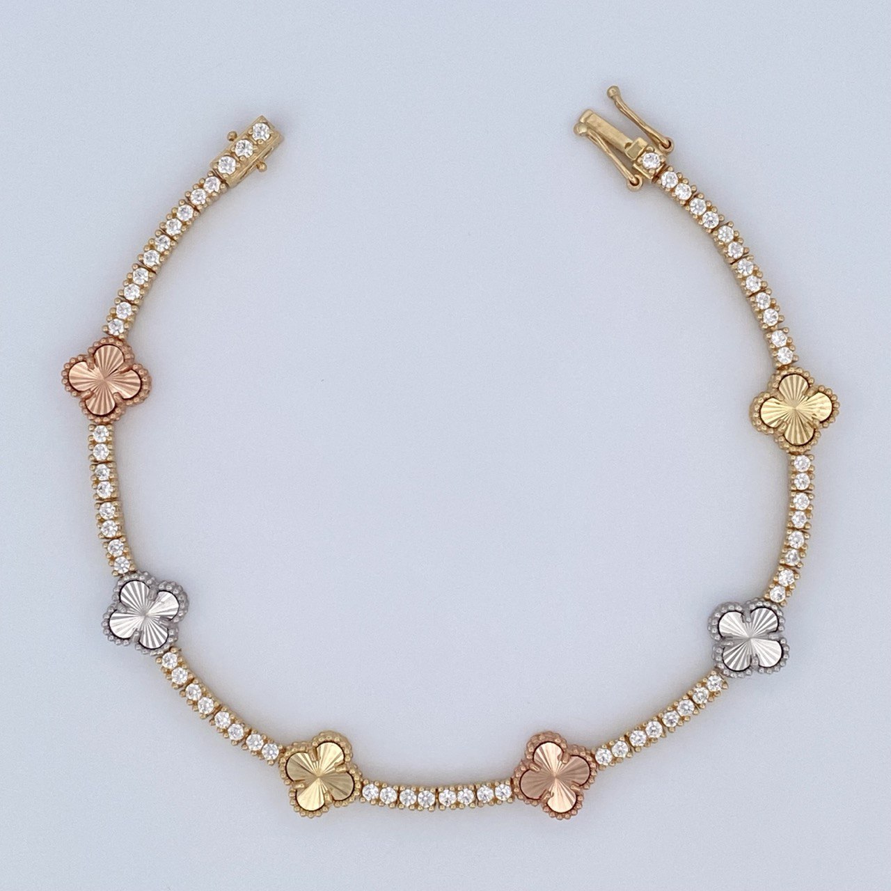 Tennis Bracelet Clover 14.75gr / 7.7in / Three Golds Nac.Esp. 18K $