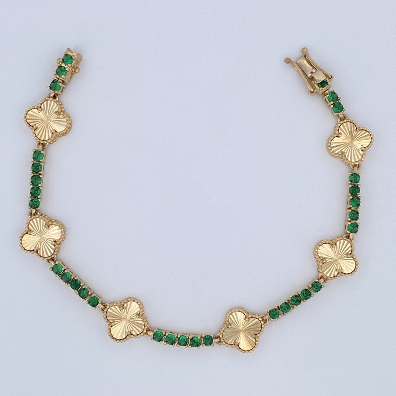 Tennis Bracelet Clover 14.85gr / 7.2in / 18K Gold $