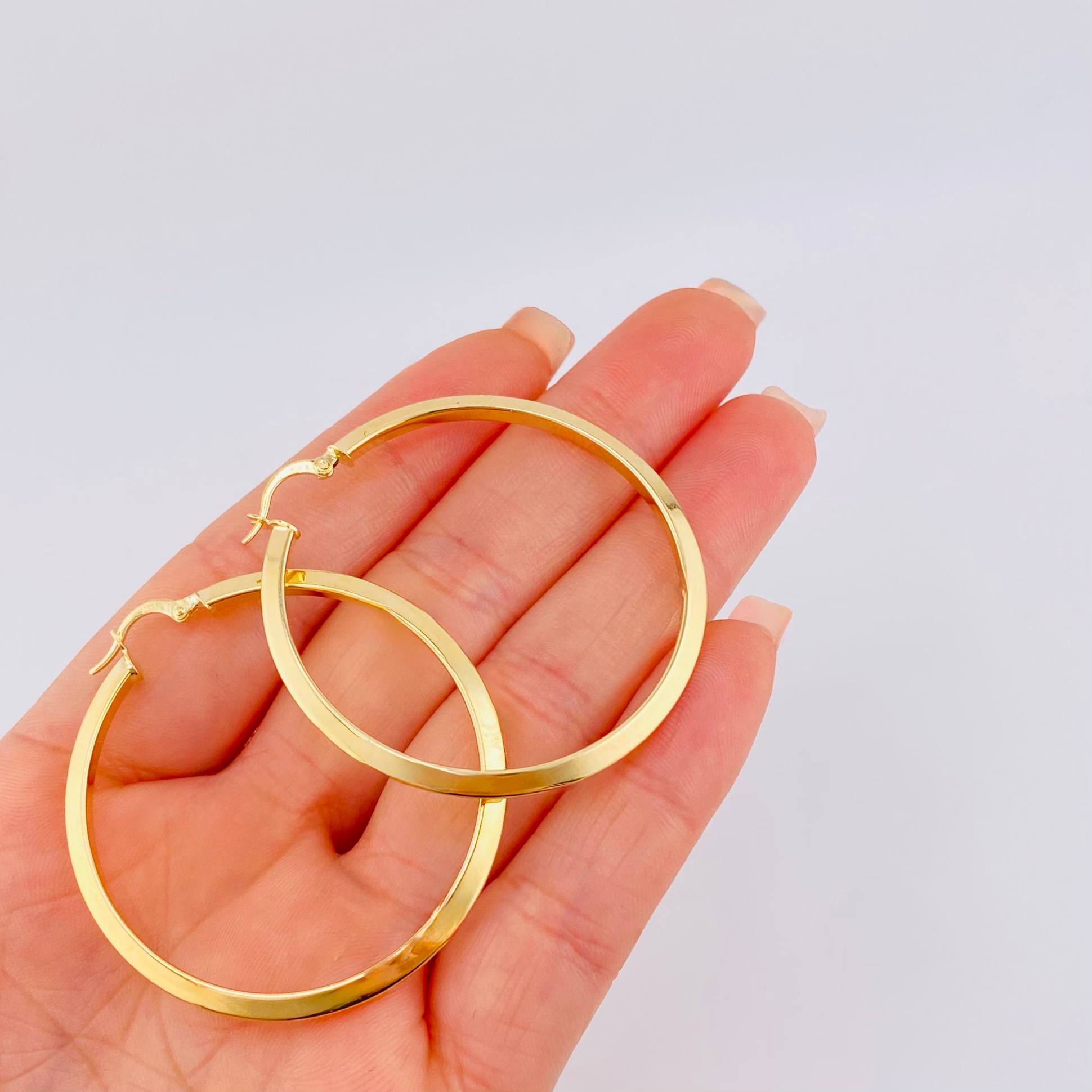Candongas Clau 4.05gr / 2 in / Oro Amarillo 18K