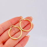 Miku Hoop Earrings 1.9gr / 1 in / 18K Yellow Gold ©
