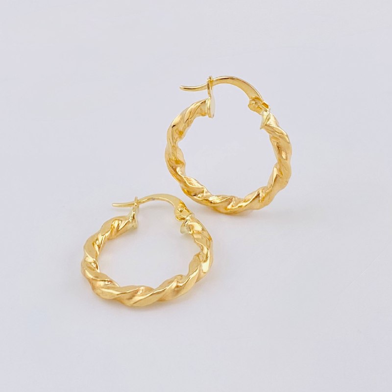 Candongas Milu 1.8gr / 1 in / Oro Amarillo 18K ©