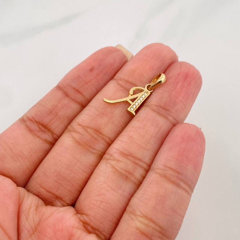 Pendant Letter A 1 g / 3/4 in Yellow Gold 18K