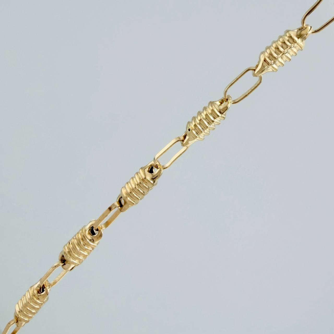 Cadena Rustica Barril 7.7 g / 24 in / 3 mm Oro Amarillo 18K