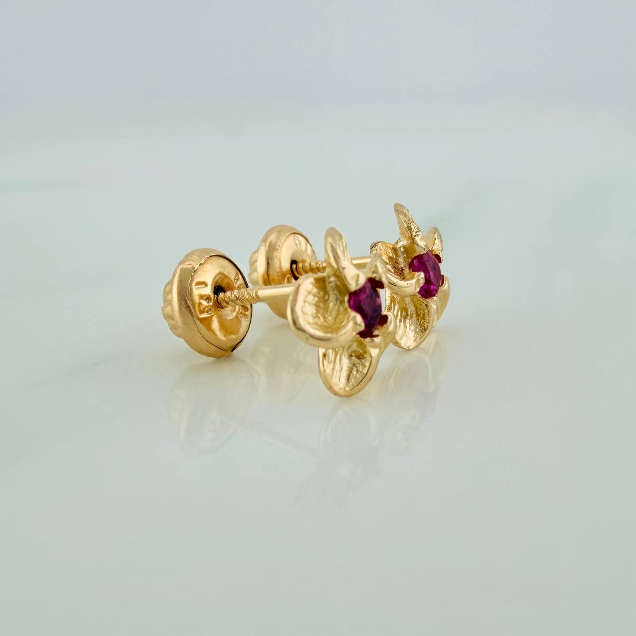 Flower Stud Earrings 1.1g / 7.5mm 18K Yellow Gold %