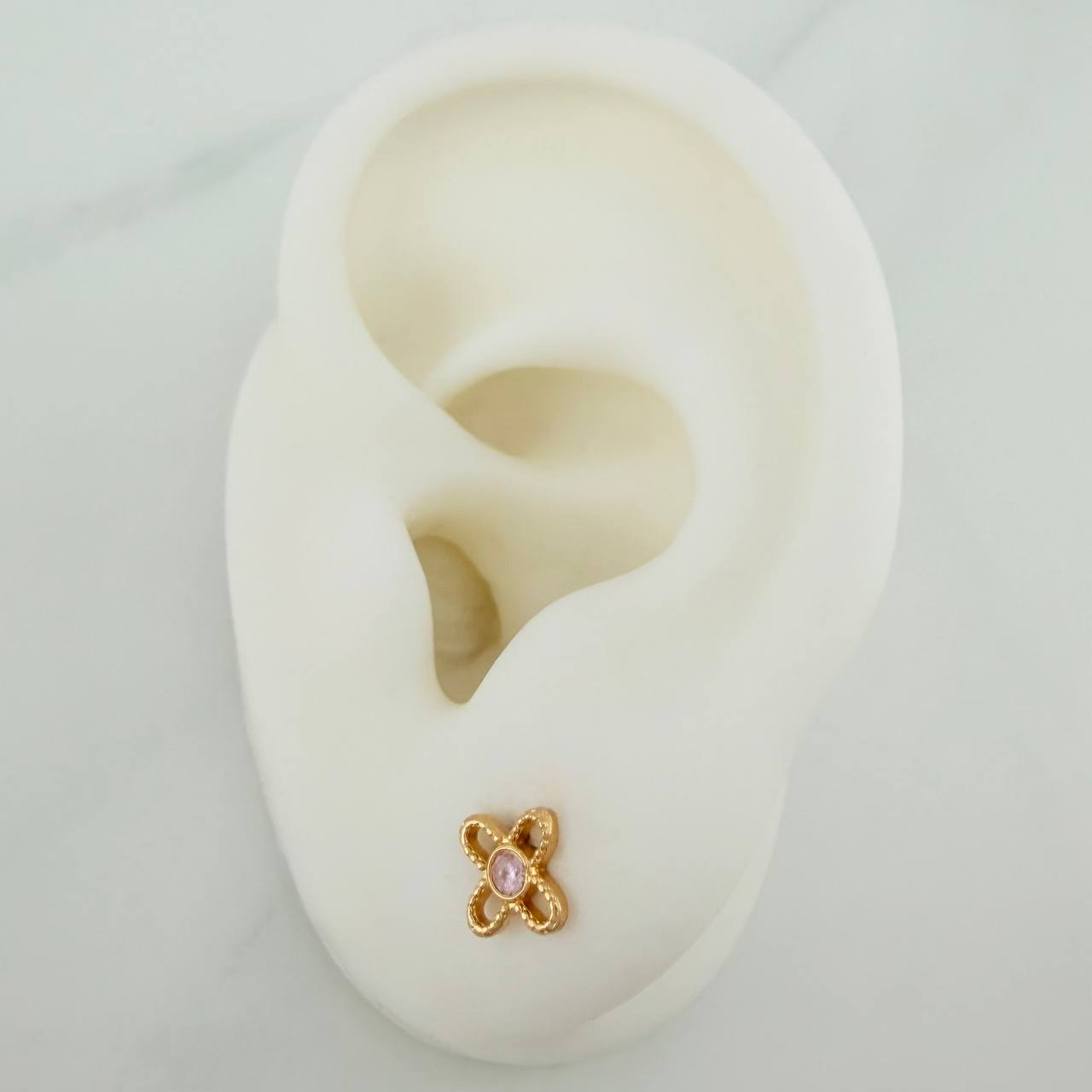 Topos Flor 0.85gr / 5.7mm Oro Amarillo 18K %