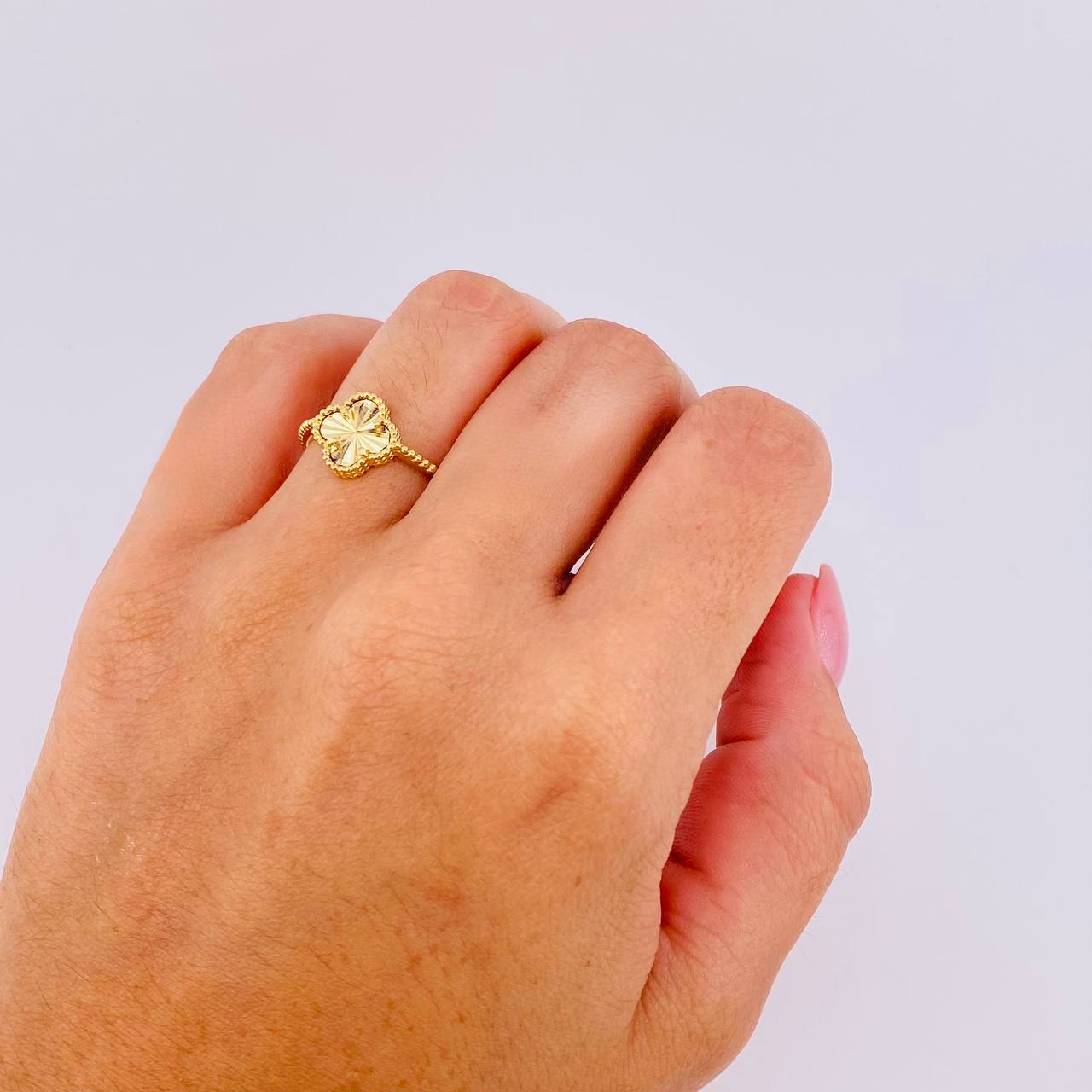 Anillo Trebol Dorado 2.3gr / T6 / Oro Amarillo Nac.Esp. 18K *