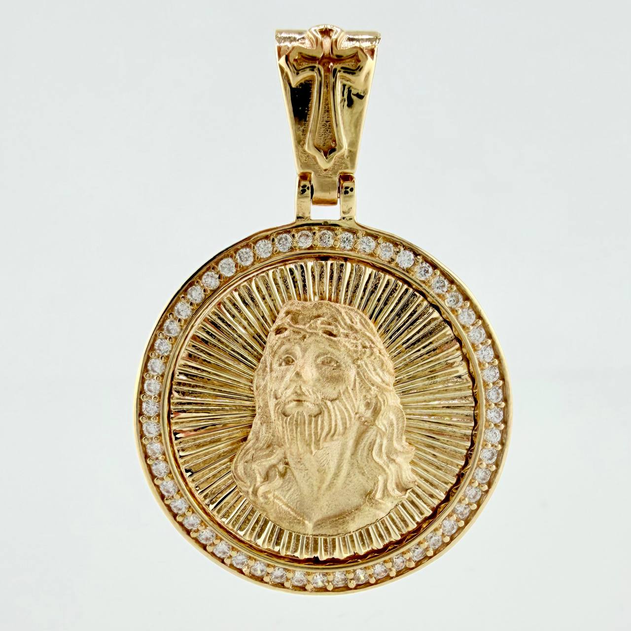 Face of Jesus Medal Pendant 5.3gr / 1 1/4 in / Yellow Gold 18K