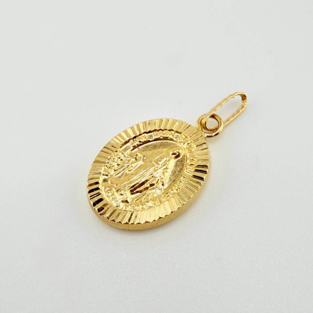 Dije Virgen Milagrosa 1.05gr / 1 in / Oro Amarillo 18K