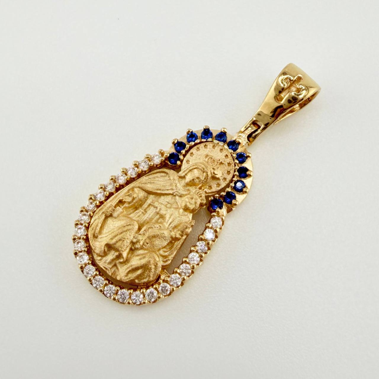 Virgin of Carmen Pendant 2.5gr / 1 in / Yellow Gold 18K