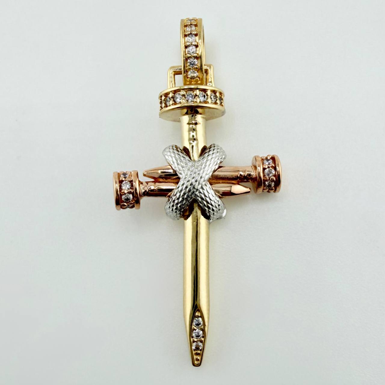 Nail Cross Pendant 3.9gr / 1 1/2 in / Tri-Color Gold 18K