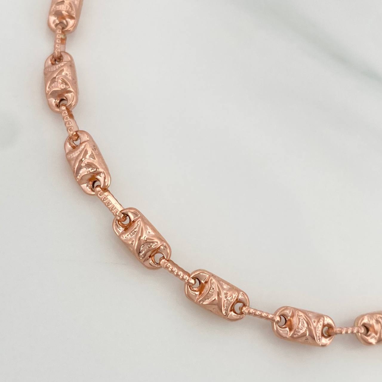 Pulso Rustico X 4.65gr / 7 1/2 in / 4.2mm Oro Rosa 18K &