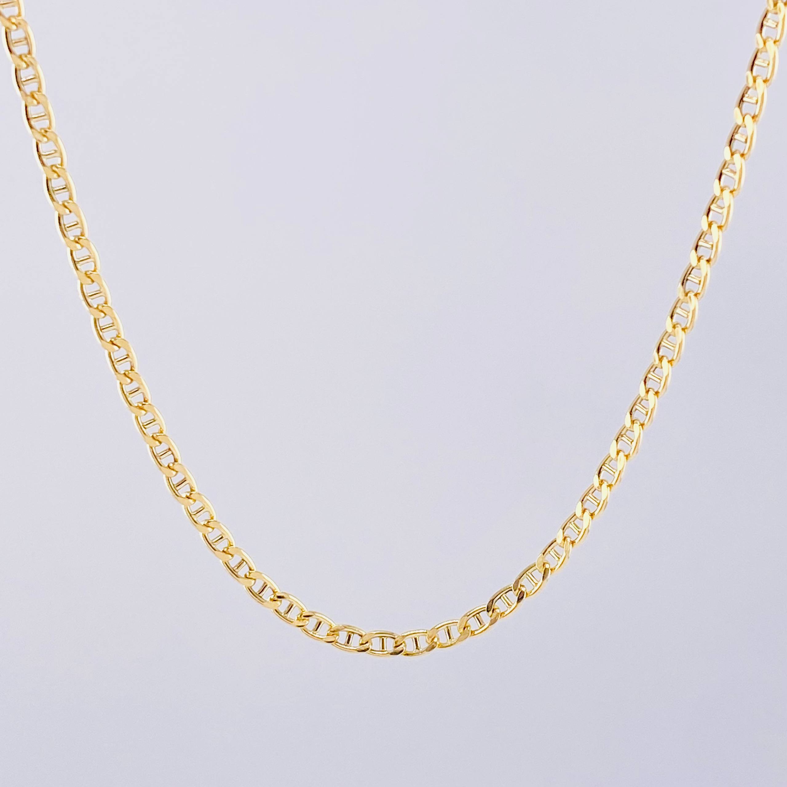 Cadena Escalera 4.25g / 24 in / 2.2mm Oro Amarillo 18K