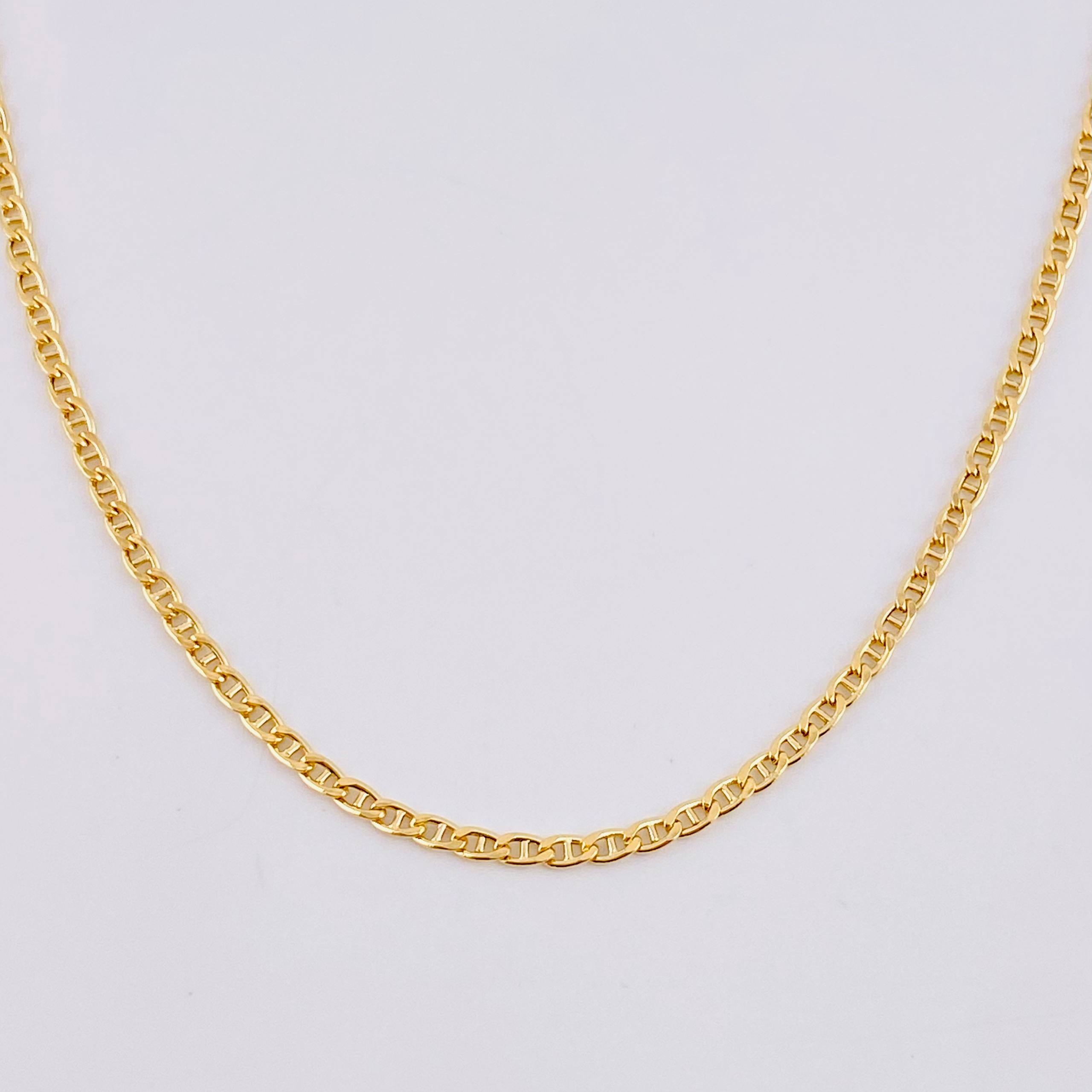 Cadena Escalera 4.3g / 24 in / 2.2mm Oro Amarillo 18K