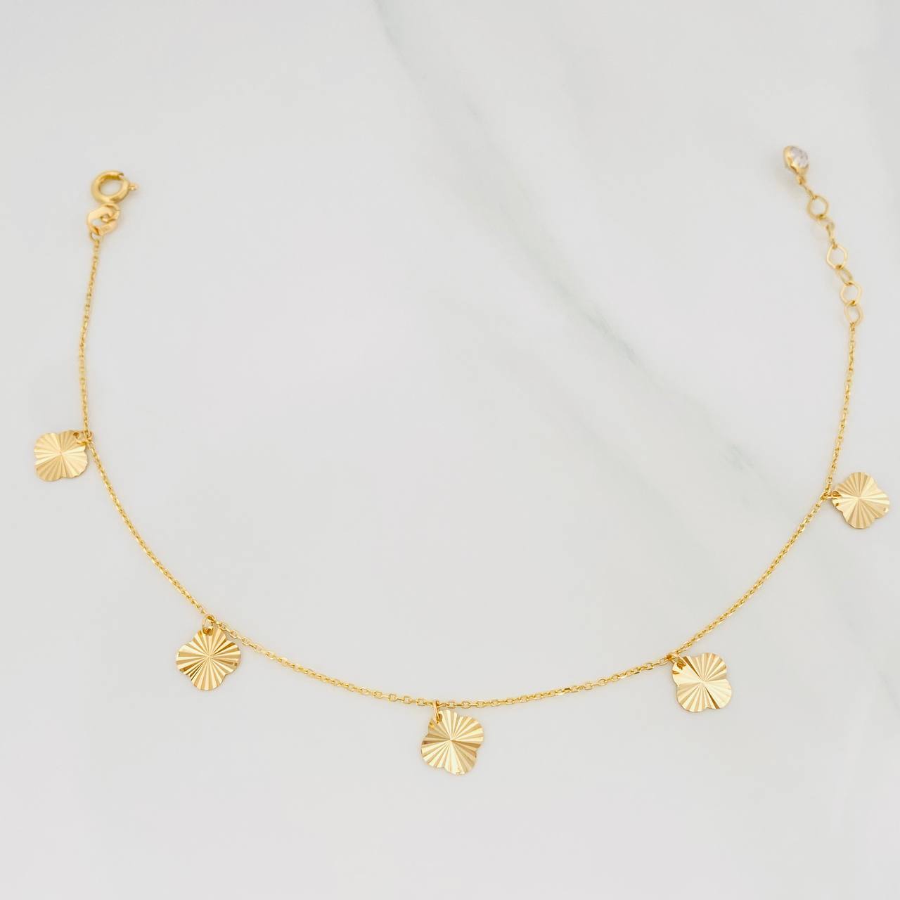 Pulso Modulable Aro Seguido Trebol 1.45 g / 6 in - 7 in / 0.8 mm Oro Amarillo 18K