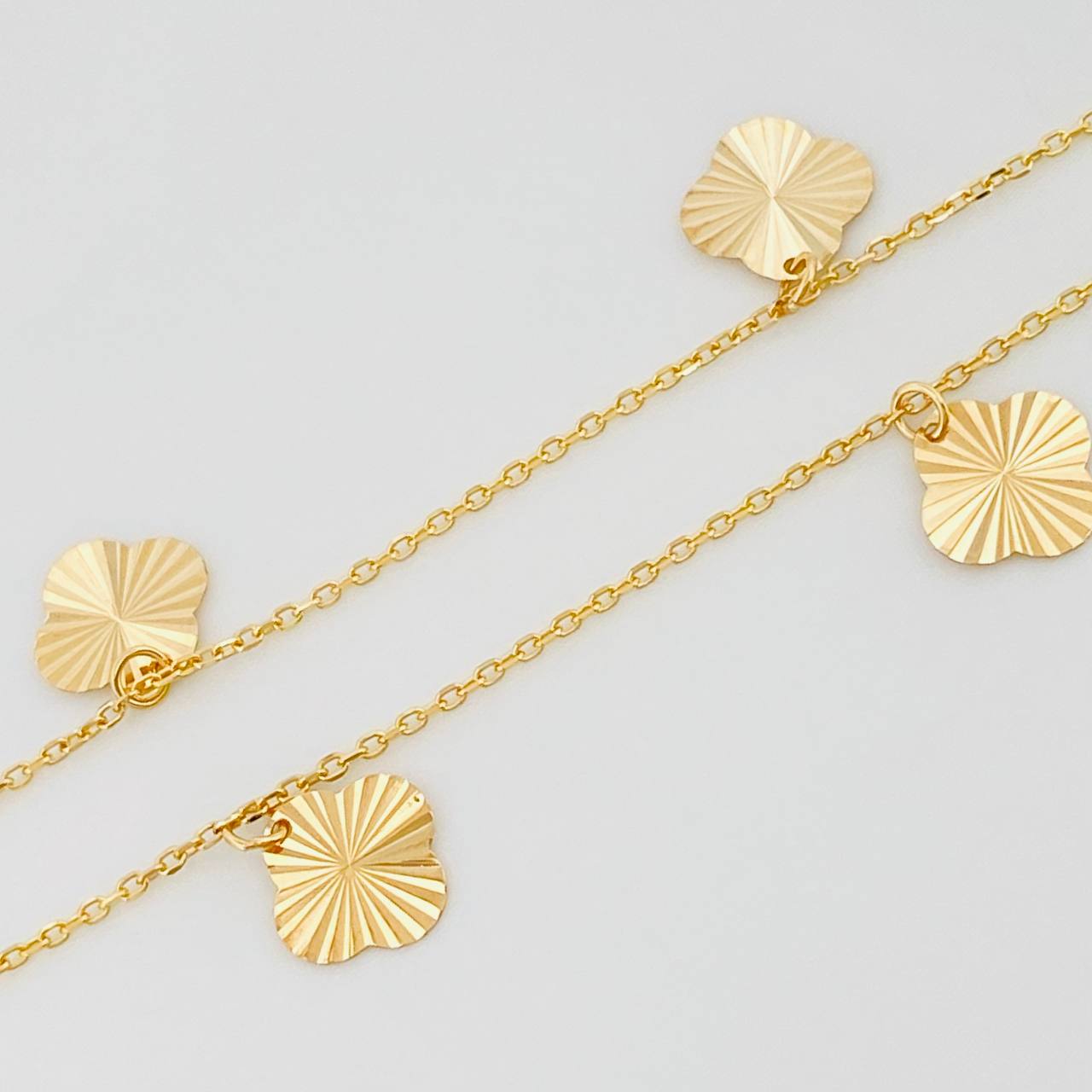 Modular Bracelet Classic Link 1.4 g / 7 3/4 in - 6 3/4 in / 1 mm 18K Yellow Gold