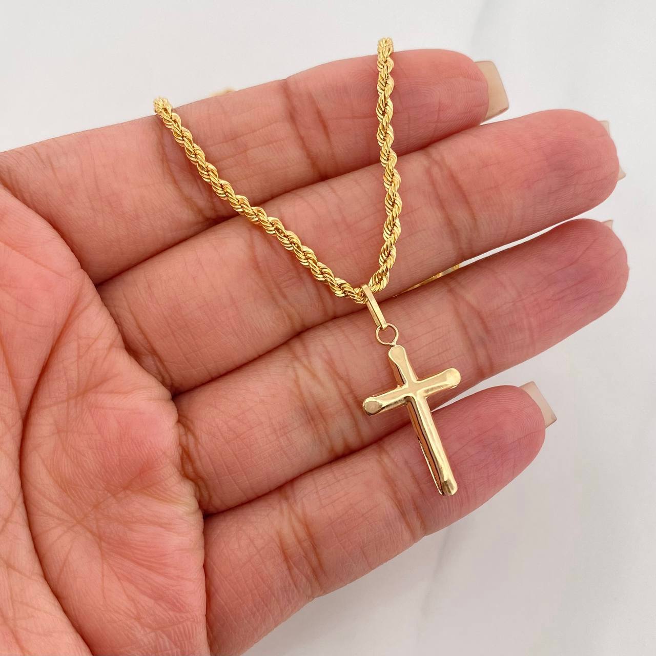 Set Cadena Lazo + Dije Cruz / 3.85 g / 23 1/2 in Oro Amarillo 18K