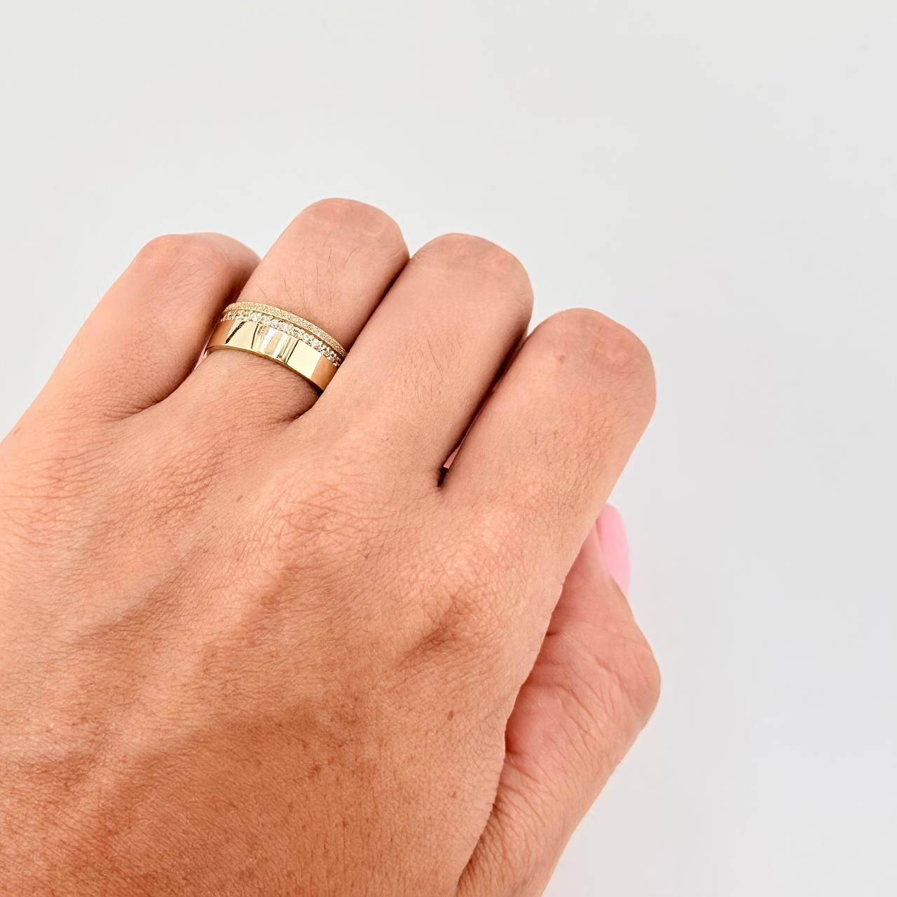 Matte Band Channel 5.75 g / TT6 Yellow Gold 18K