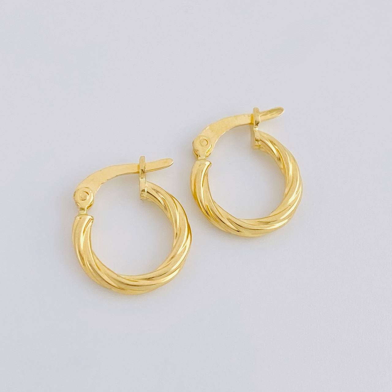 Candongas Sofi 0.95 g / 1 in Oro Amarillo 18K