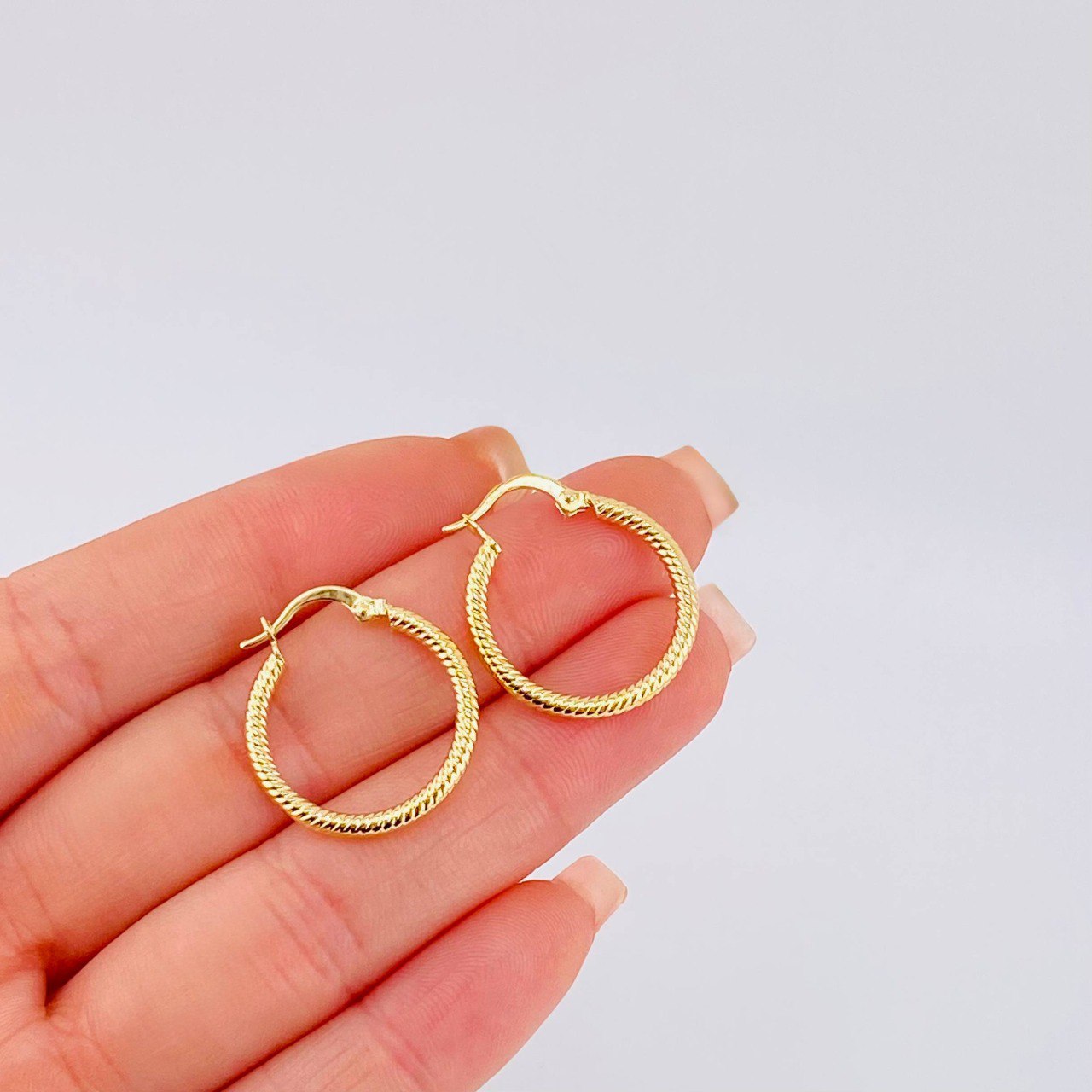 Candongas Lucy 1.5gr / 1 in / Oro Amarillo 18K *