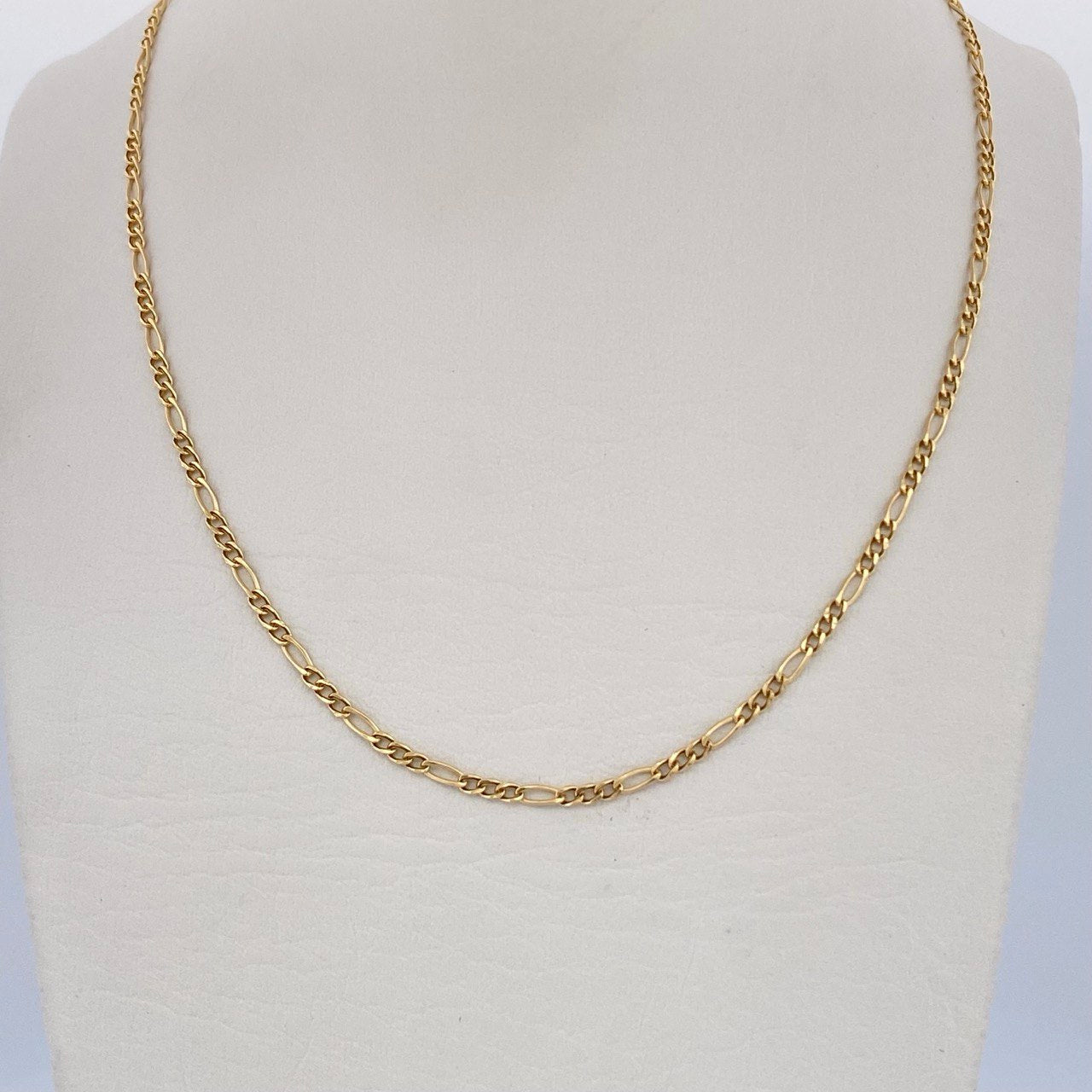 Figaro Chain 1.4gr / 17.8in / 18K Gold +1 &