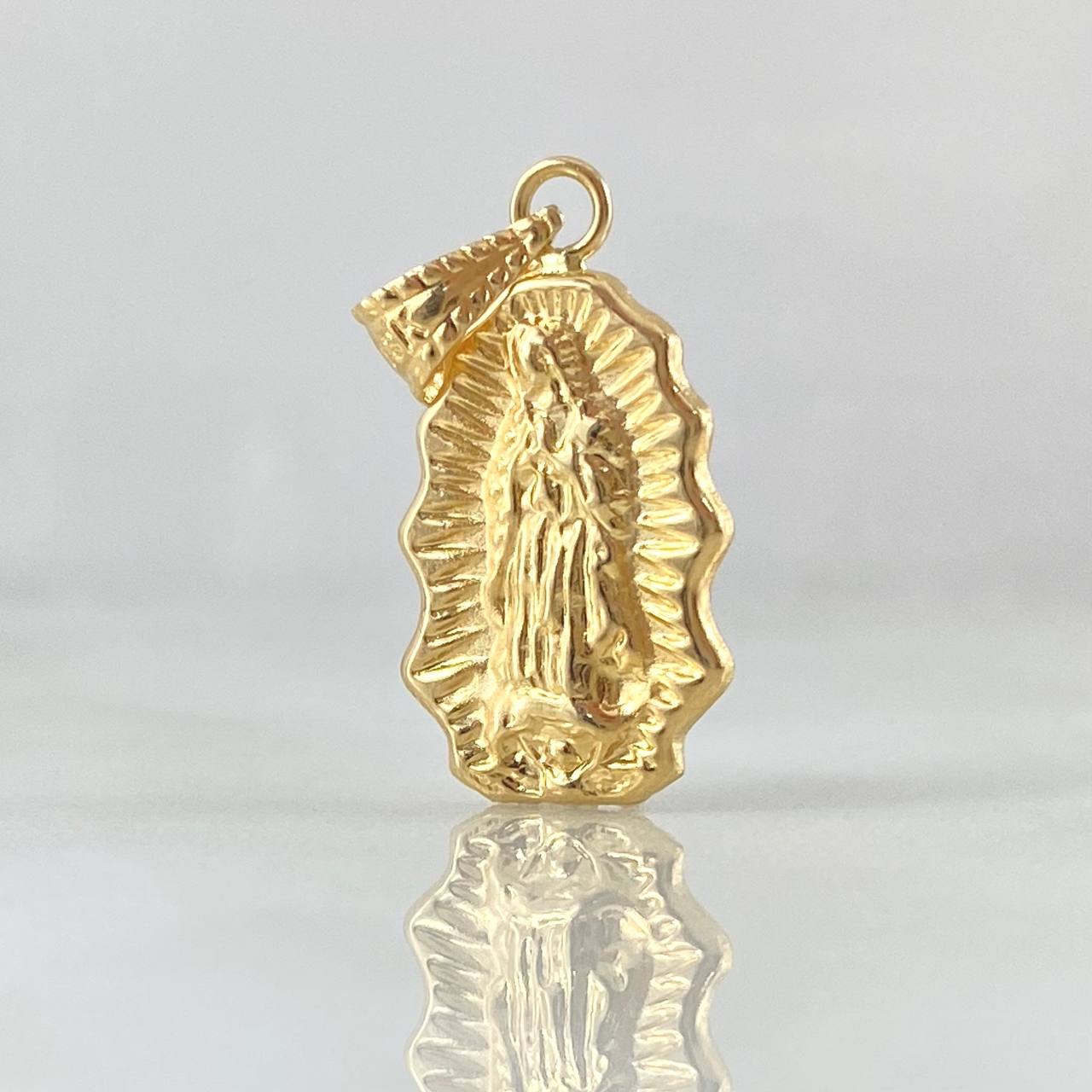 Pendant Virgin Guadalupe 0.65gr / 0.9in / Silhouette 18K Gold