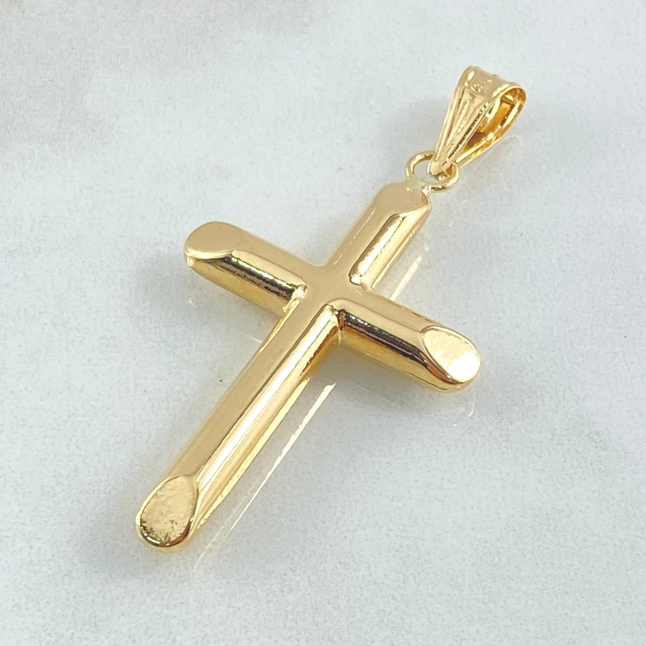 Pendant Cross 3.2gr / 2.2in / Flat Ends 18K Gold ©