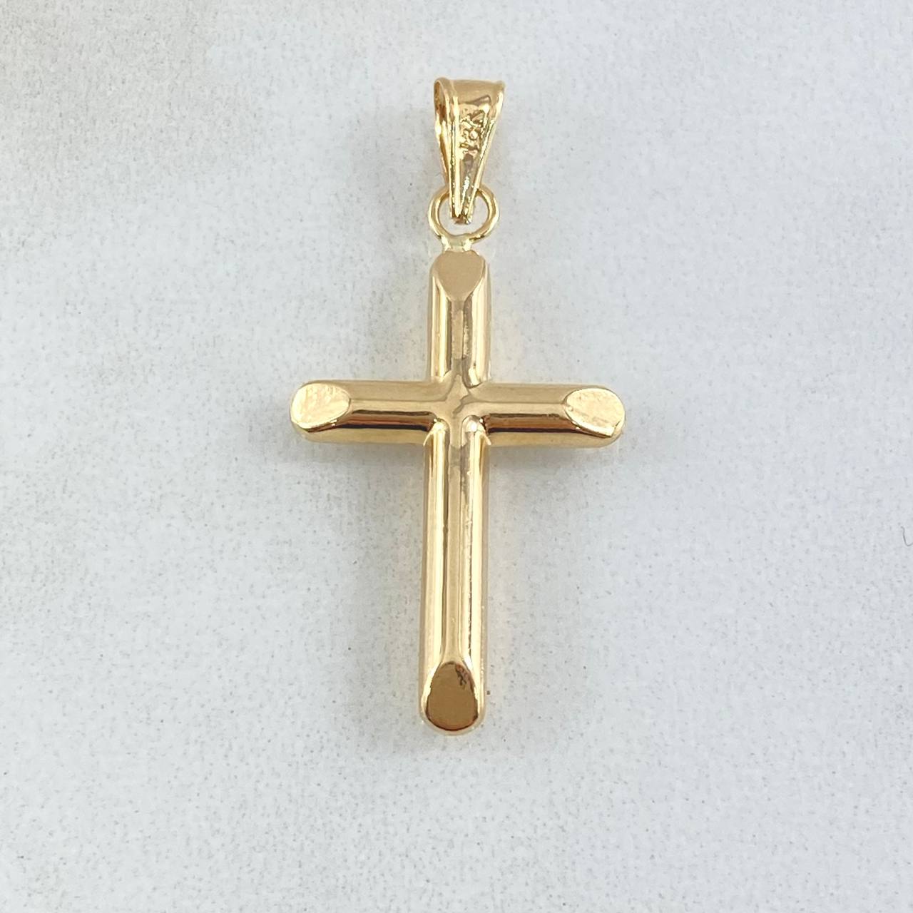 Pendant Cross 1.7gr / 1.6in / Flat Tip 18K Gold