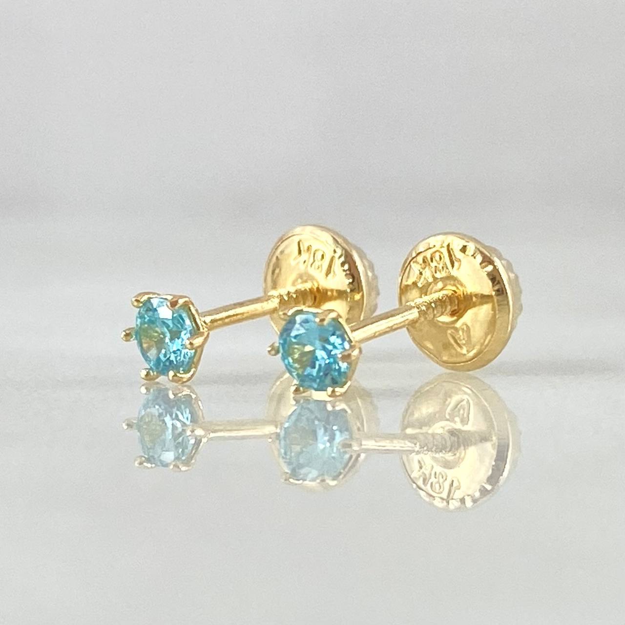 Stud Earrings Bezel 0.55gr / 4mm Sky Blue Zircon 18K Gold (Jewel) *